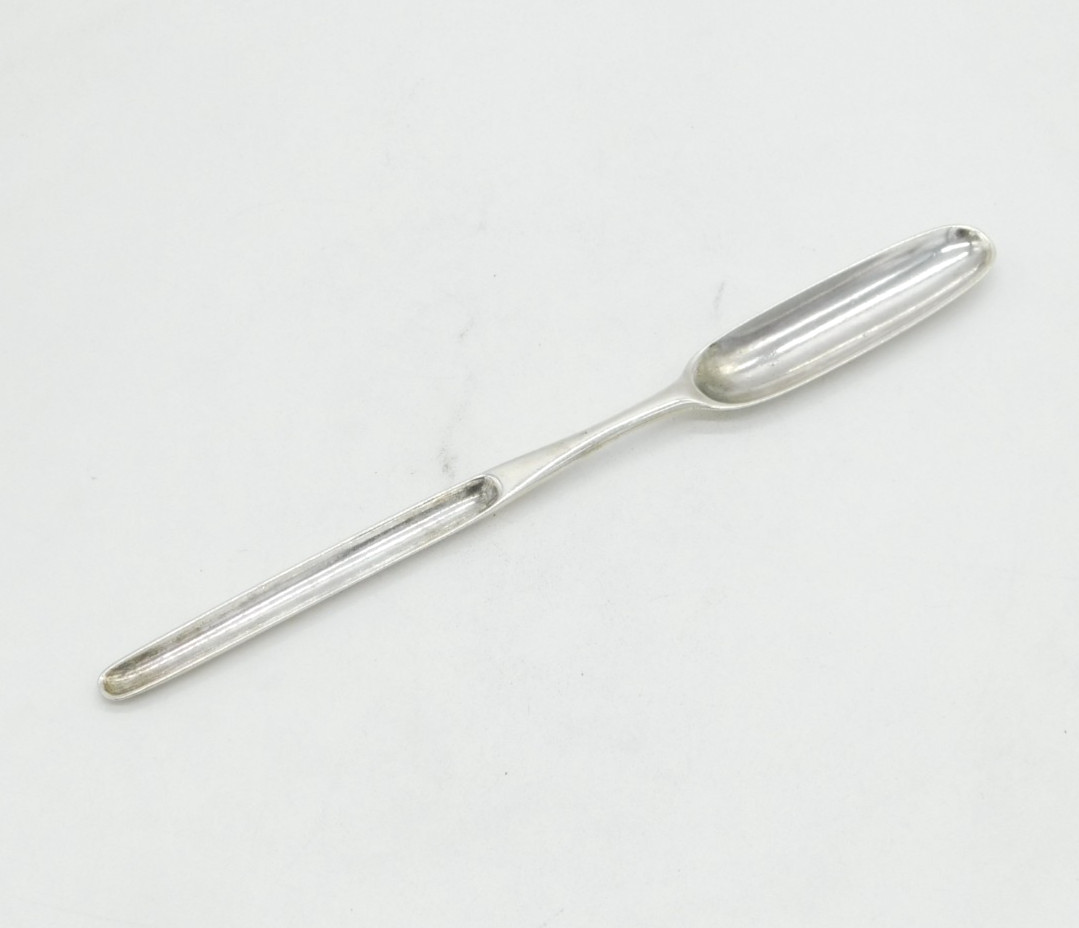 Irish George II Sterling Silver Crested Bone Marrow Scoop Antique c1750 Dublin