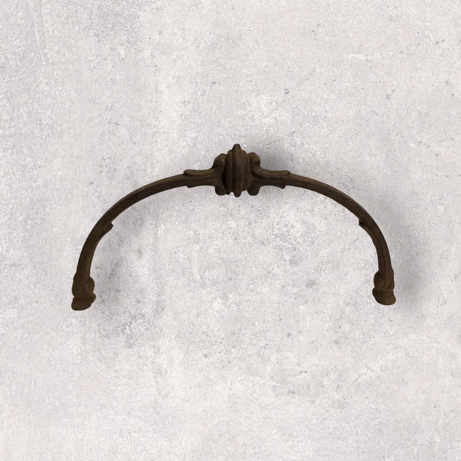 Antique Cast Iron Rustic Handle Bail Door Cabinet Hardware Barn Find 9-3/8”