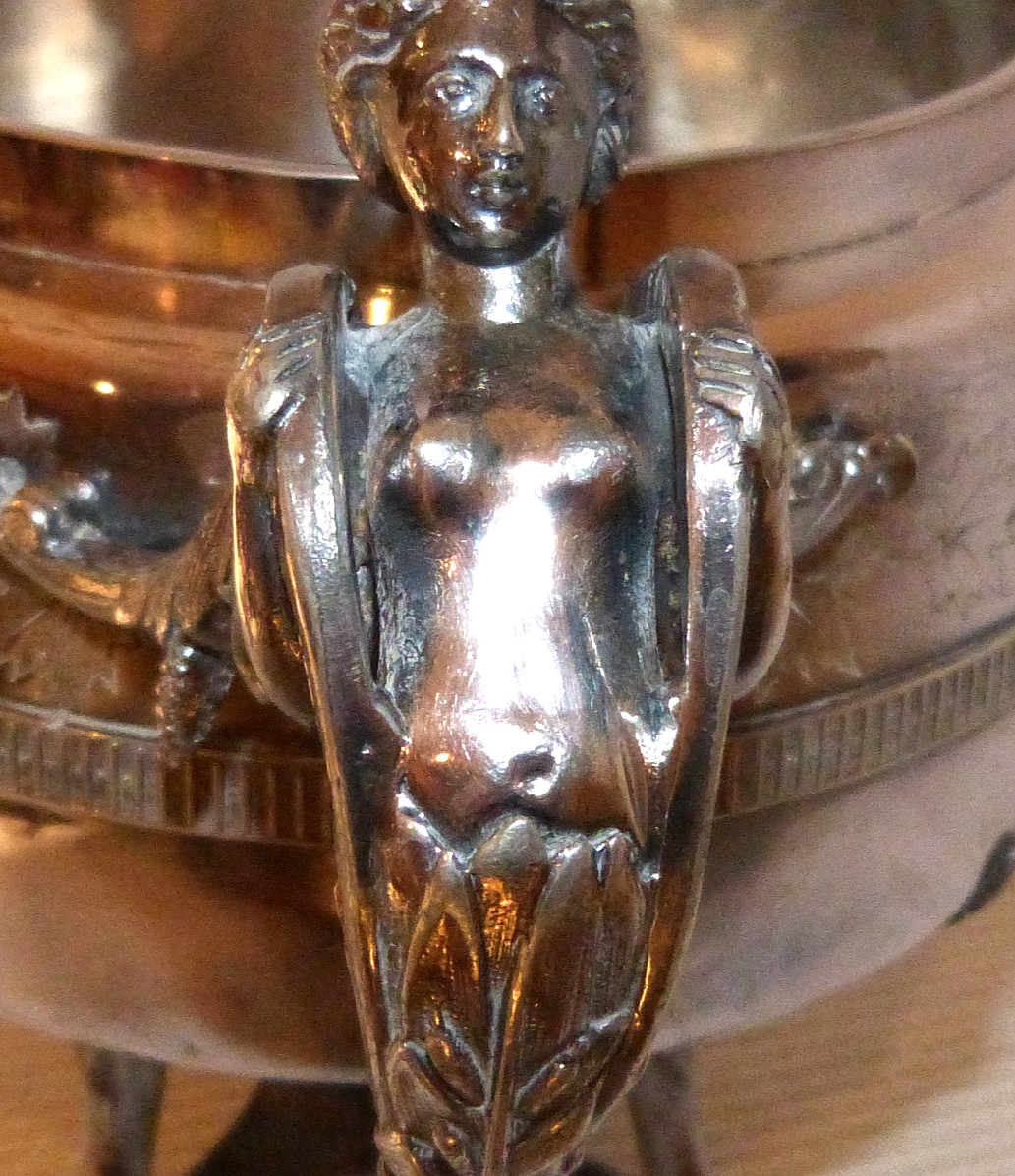 Large Ornate Antique Silver Plated Centerpiece Bowl – Women , Lions , Deer Roger