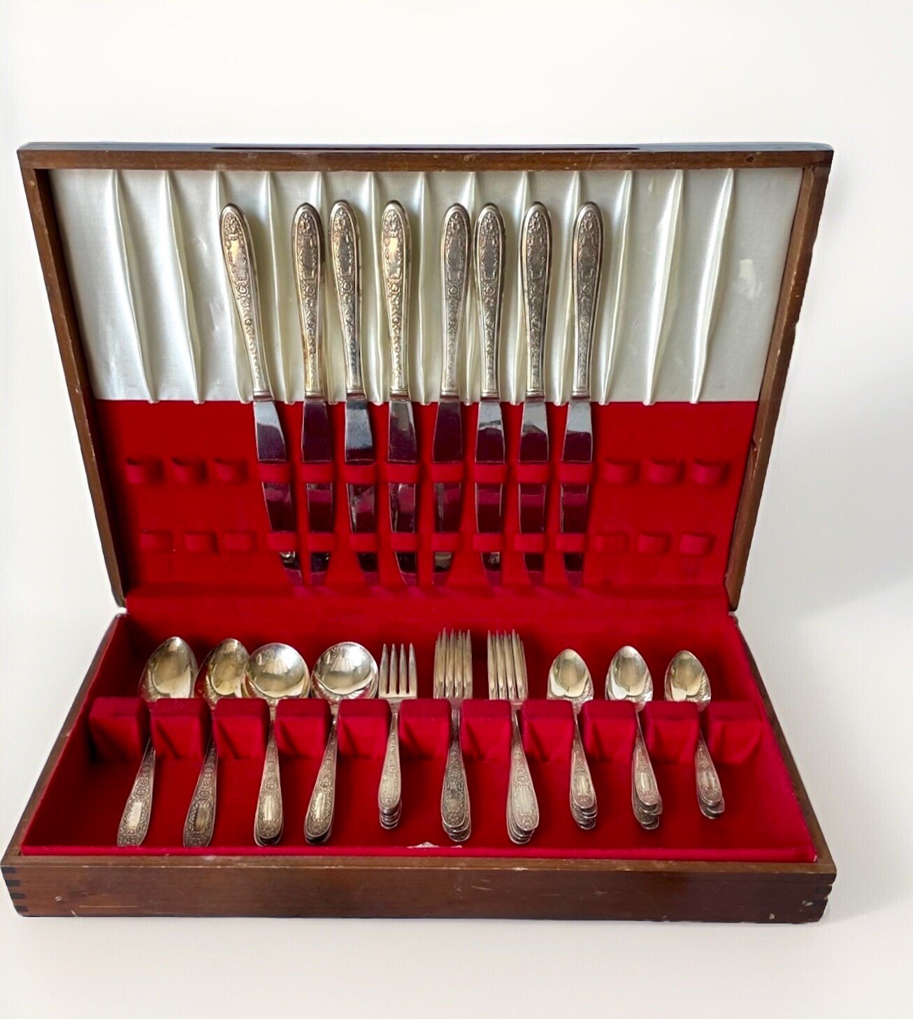 Vintage MILDRED 1936 Silverplate by Monarch, 44pc + Box | Service for 8