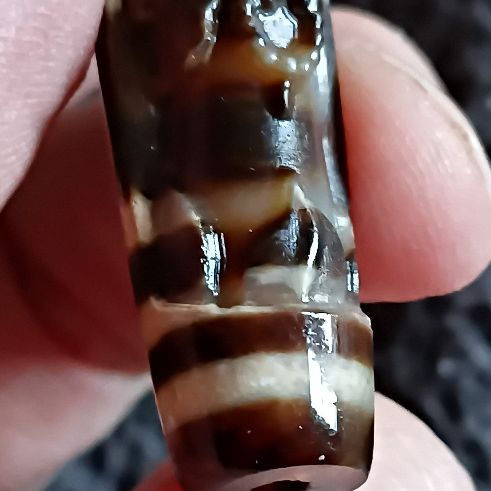 Tibetan Agate pre 1800s Rare Handcarved Kwan Yin 3 Eye Dzi Bead