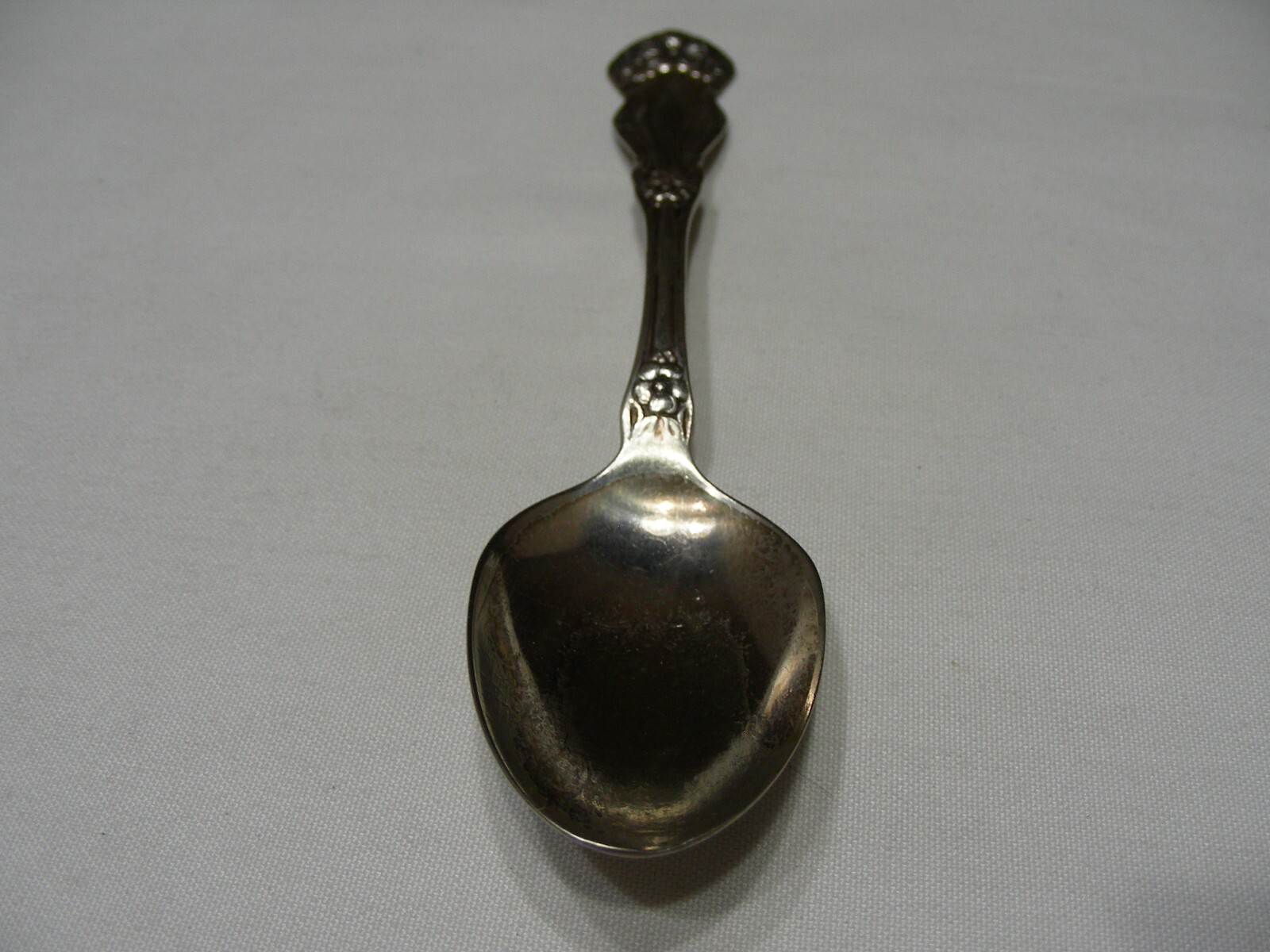 WM Rogers & Son – AA – Arbutus – Vintage 1908 – Silverplate Spoon!