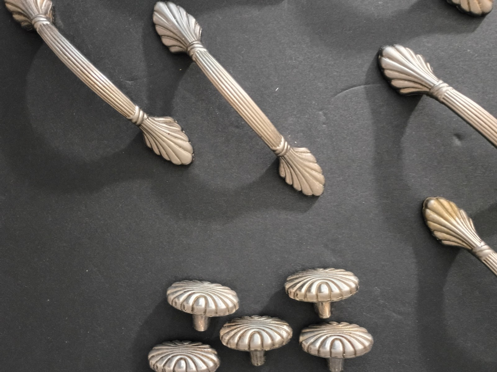 Set Of 18 VTG. Amerock 1333 Art Deco Silver Drawer Pulls Dresser Handles