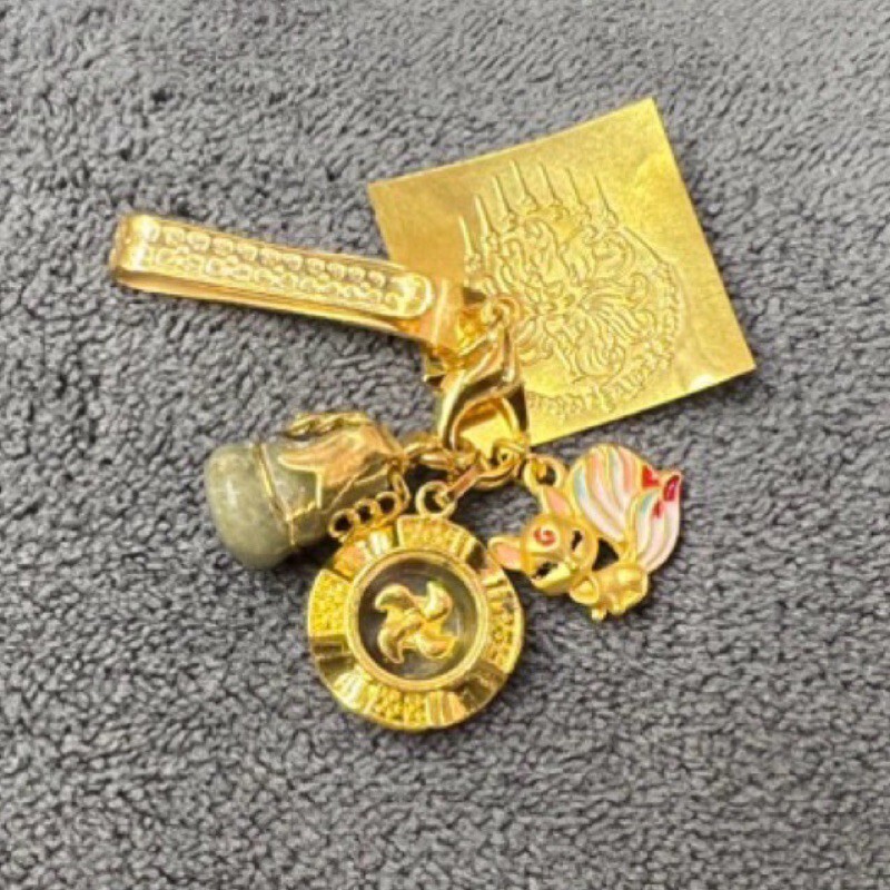 9 Tailed Fox Gold Sheet Windmill Gourd Talisman Love Charm Rich Thai Amulet
