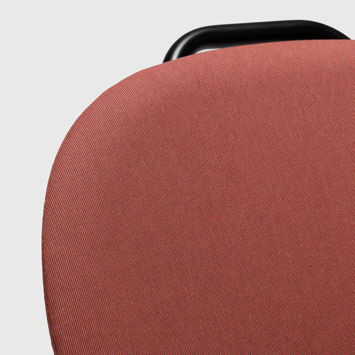 Chair, Diseröd red