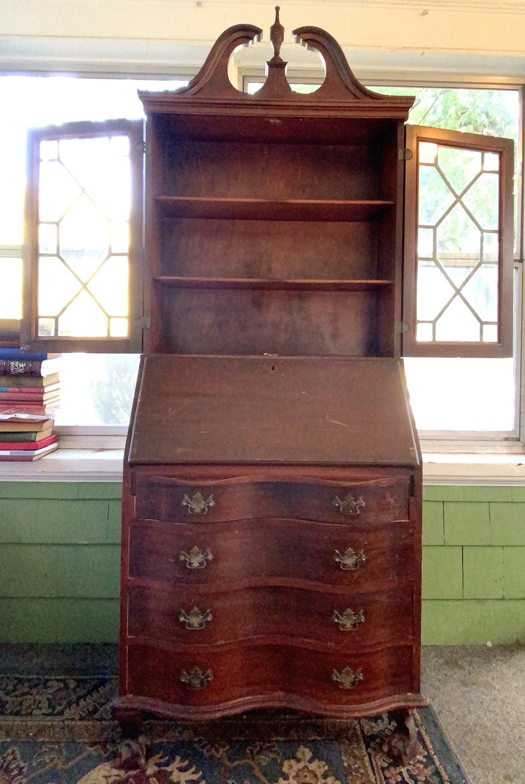 SOLID Antique Walnut Clawfoot Serpentine Secretary Desk Chippendale Bookcase