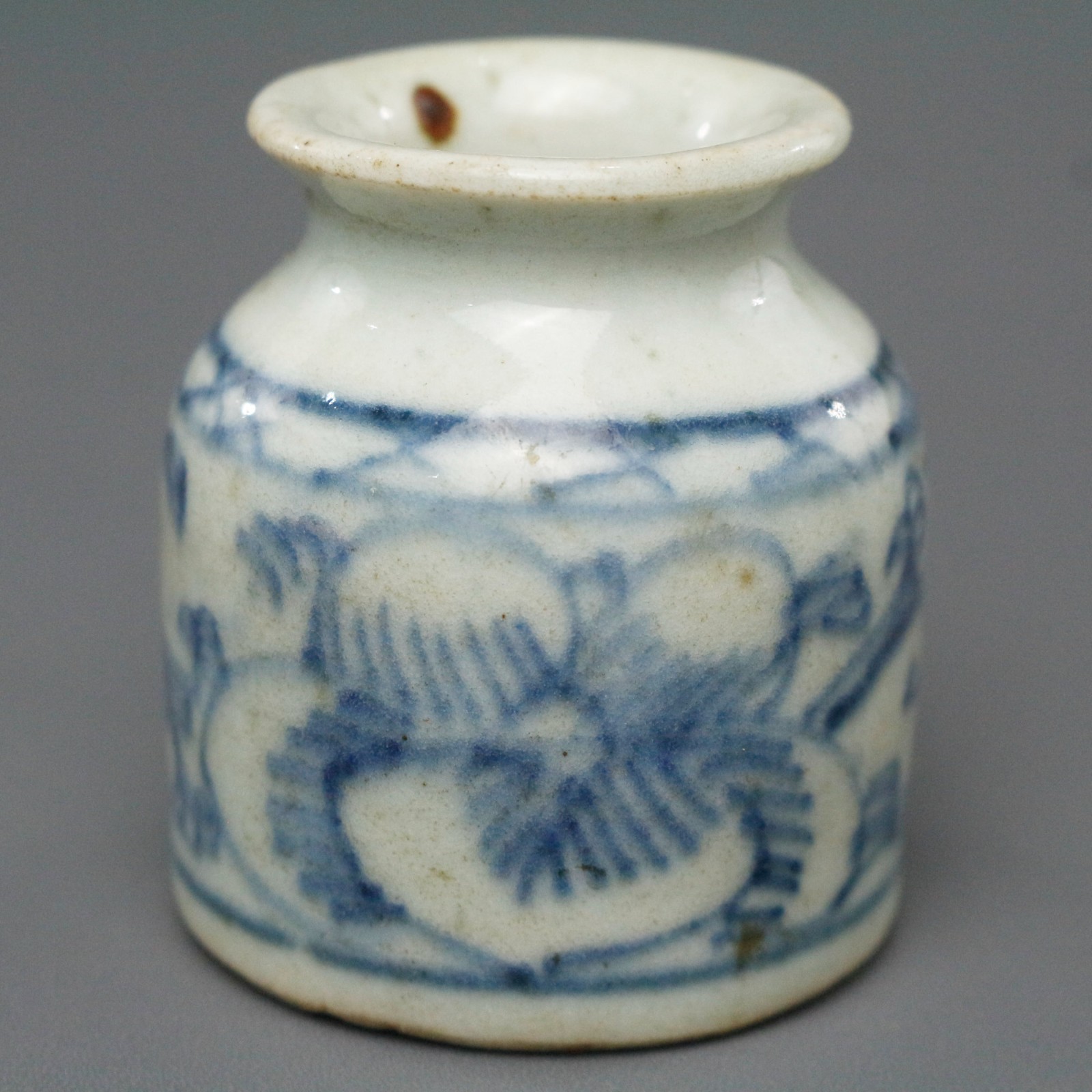 Antique 19th C Qing Dynasty Blue & White Porcelain Ink Pot – Scholar’s Desk