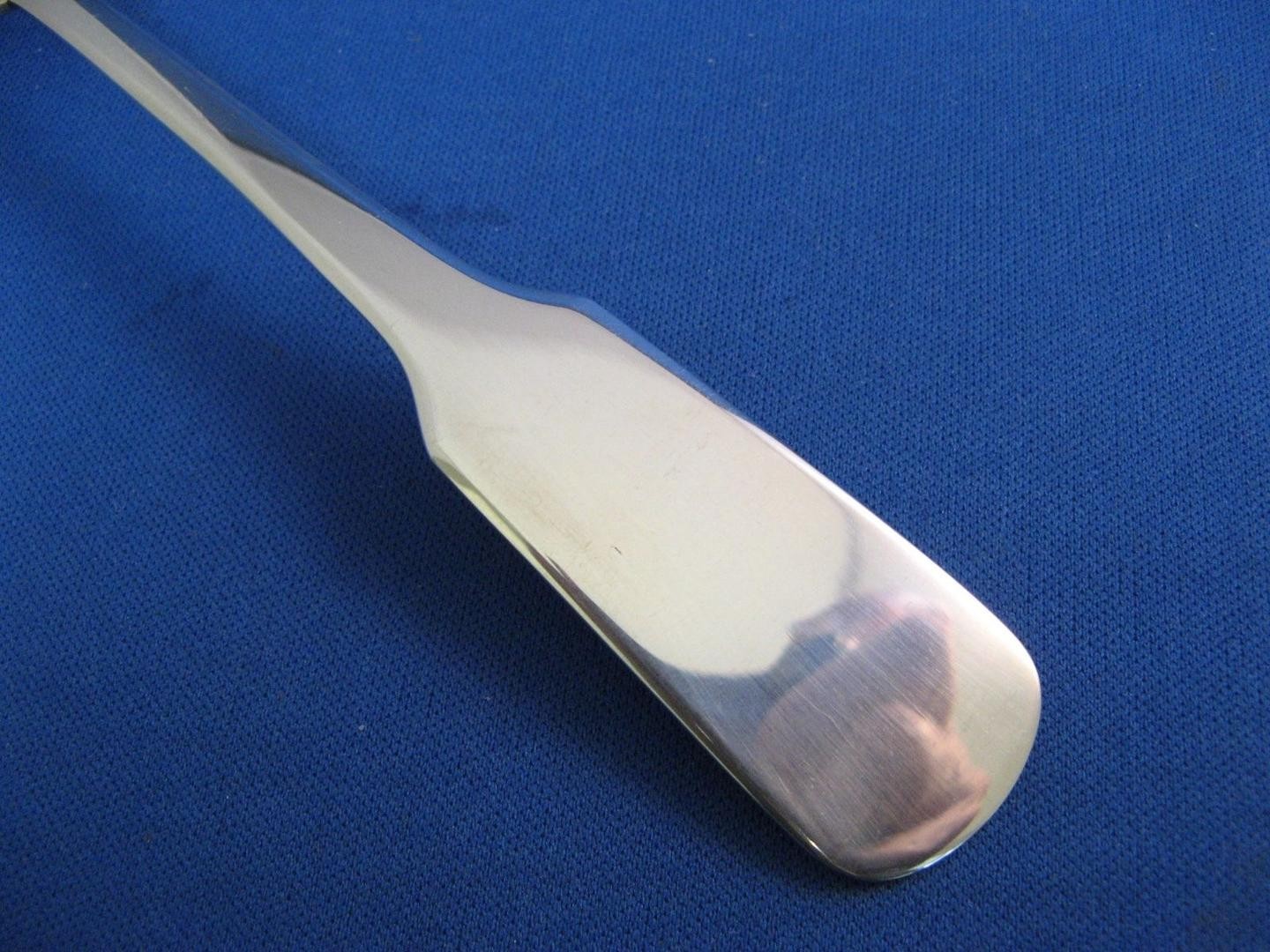 International Sterling Silver 1810 Table Serving Spoon 7 7/8″