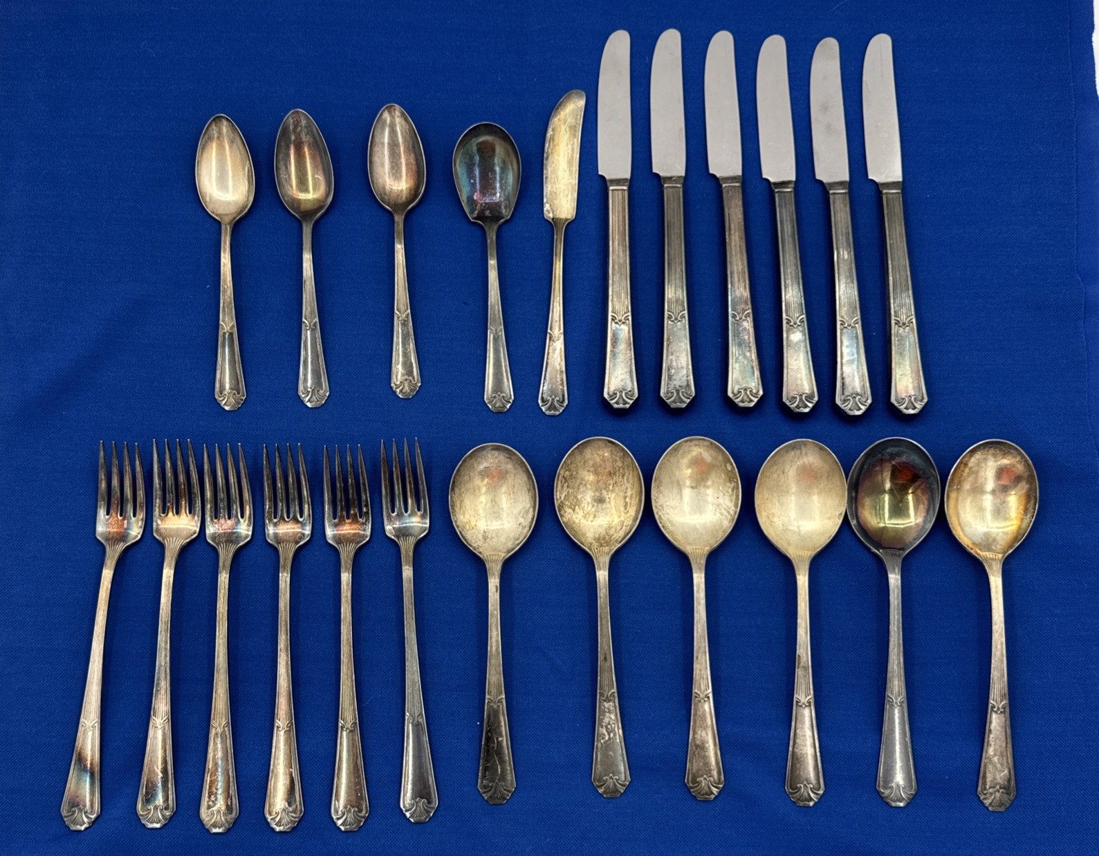 Vintage Silverplate Flatware Lot Wm Rogers 1933 Fidelis Pattern 22 Pcs