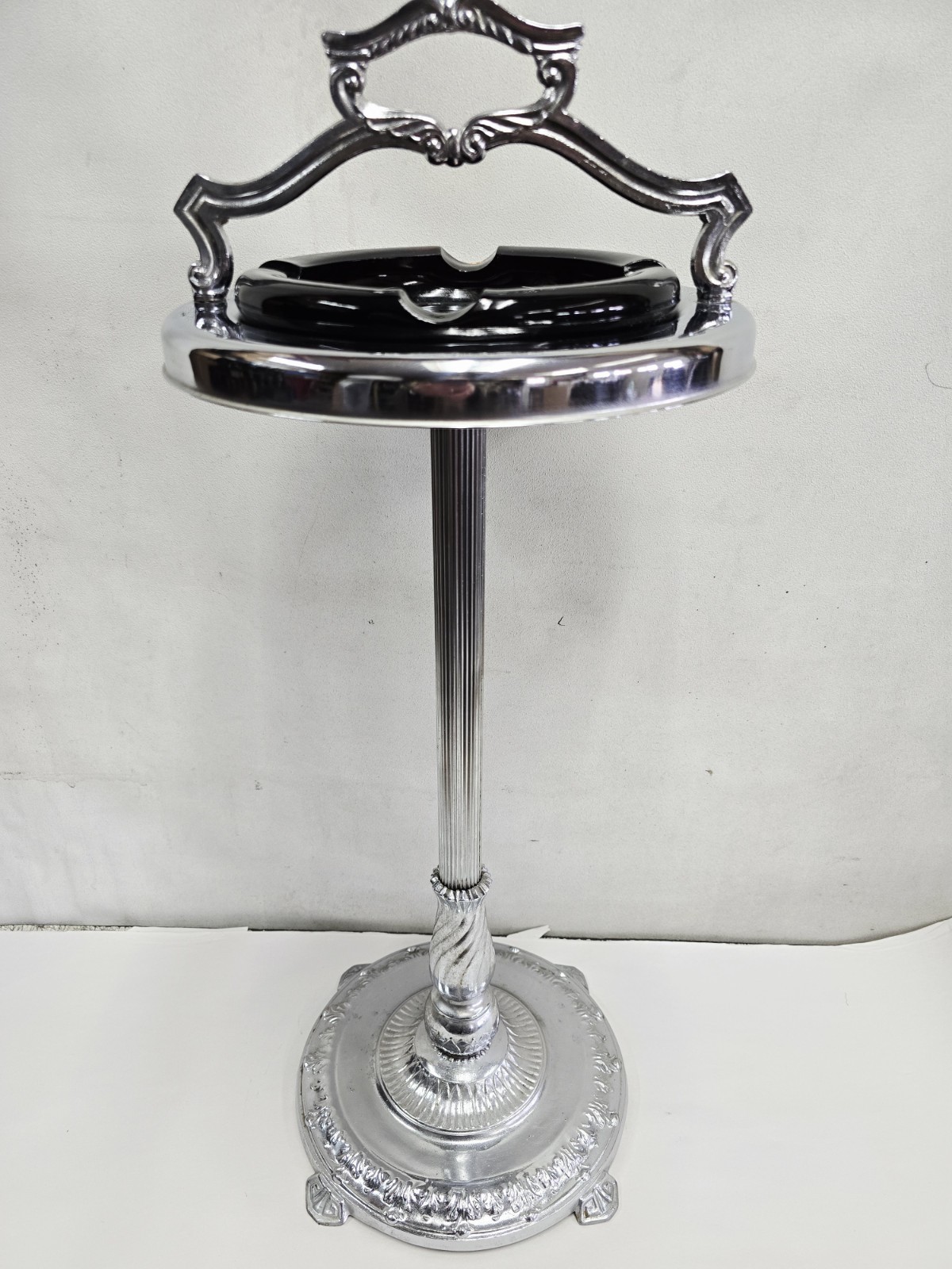 Vintage Art Deco Chrome Floor Ashtray Cigar Room Lounge Smoking Stand 1950