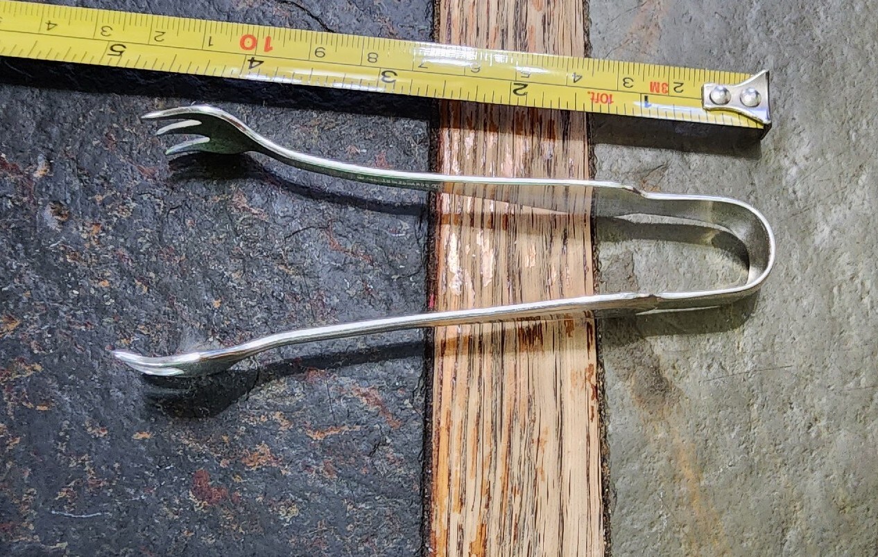 HOLMES & EDWARDS ANTIQUE c1910 WASHINGTON SILVERPLATED CLAW 🦅 SUGAR CUBE TONGS