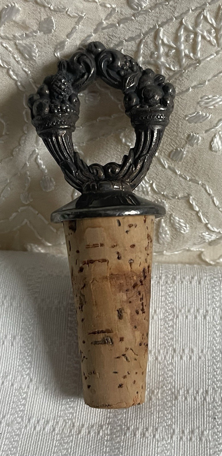 Vintage Reed & Barton 1624 Silver-plate Wine Bottle Stopper Cork Topper