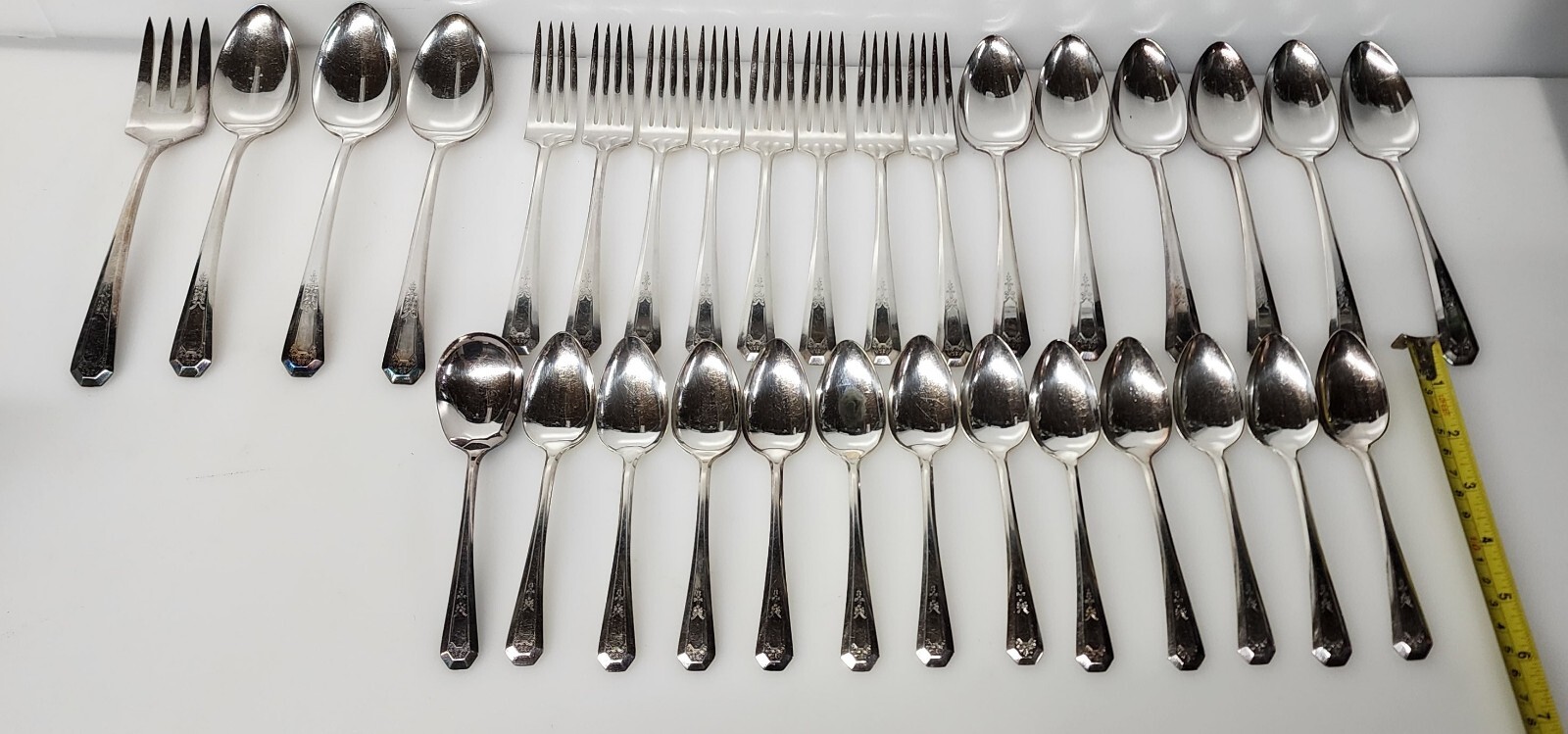 Wm Rogers & Son AA La France Silverplate Dinner Flatware 31 Pieces Spoons Forks