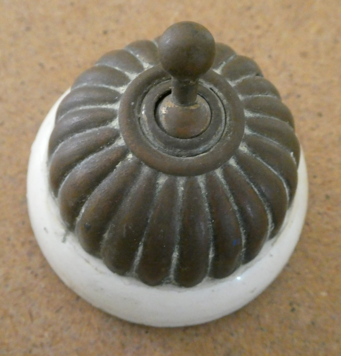 Vintage Vitreous Ceramic Brass Jelly Mould Toggle Light Switch White Base