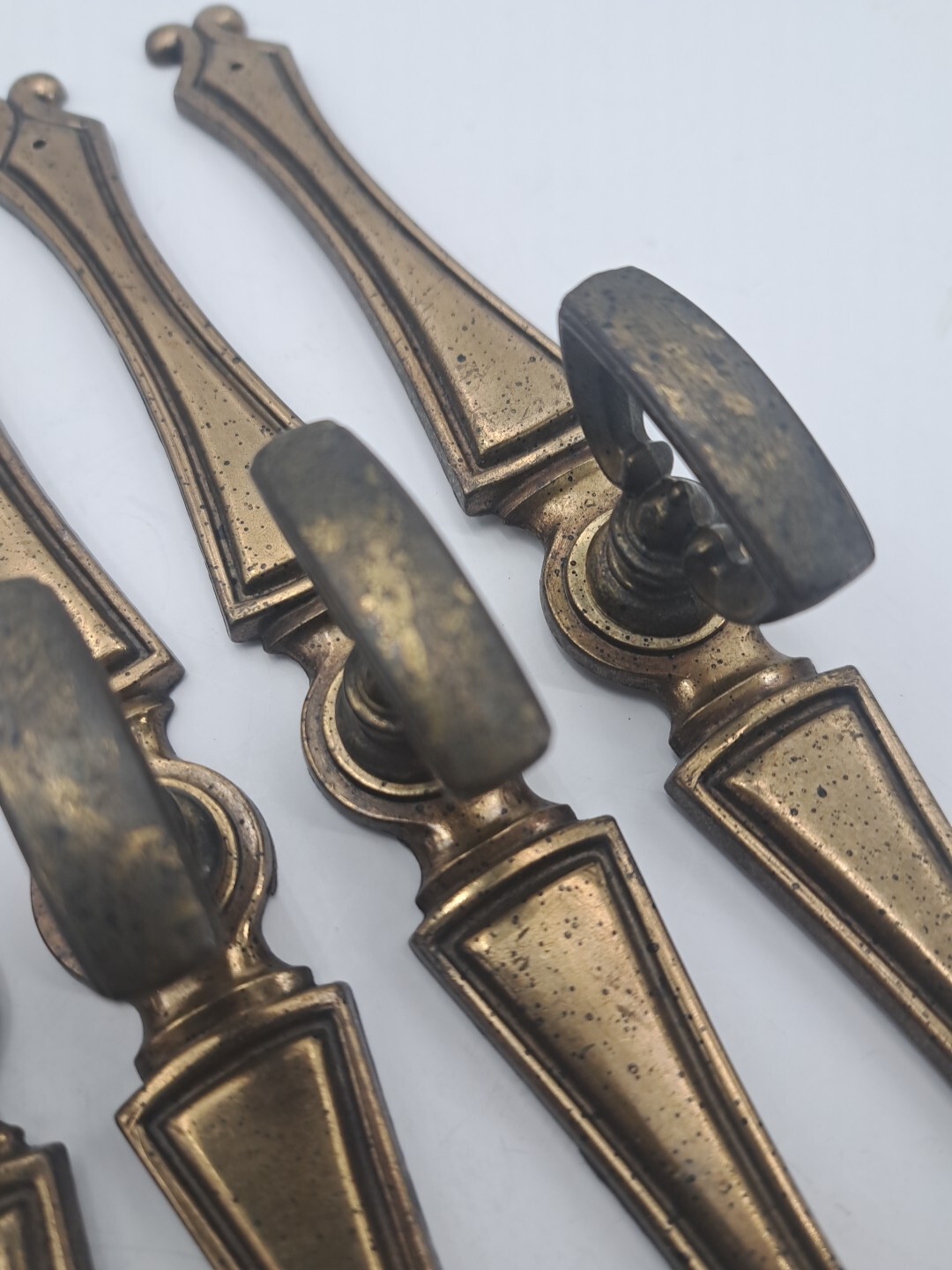 Vintage Knobs Door / Drawer Pulls W-Backplates Dresser Furniture Hardware Lot 4