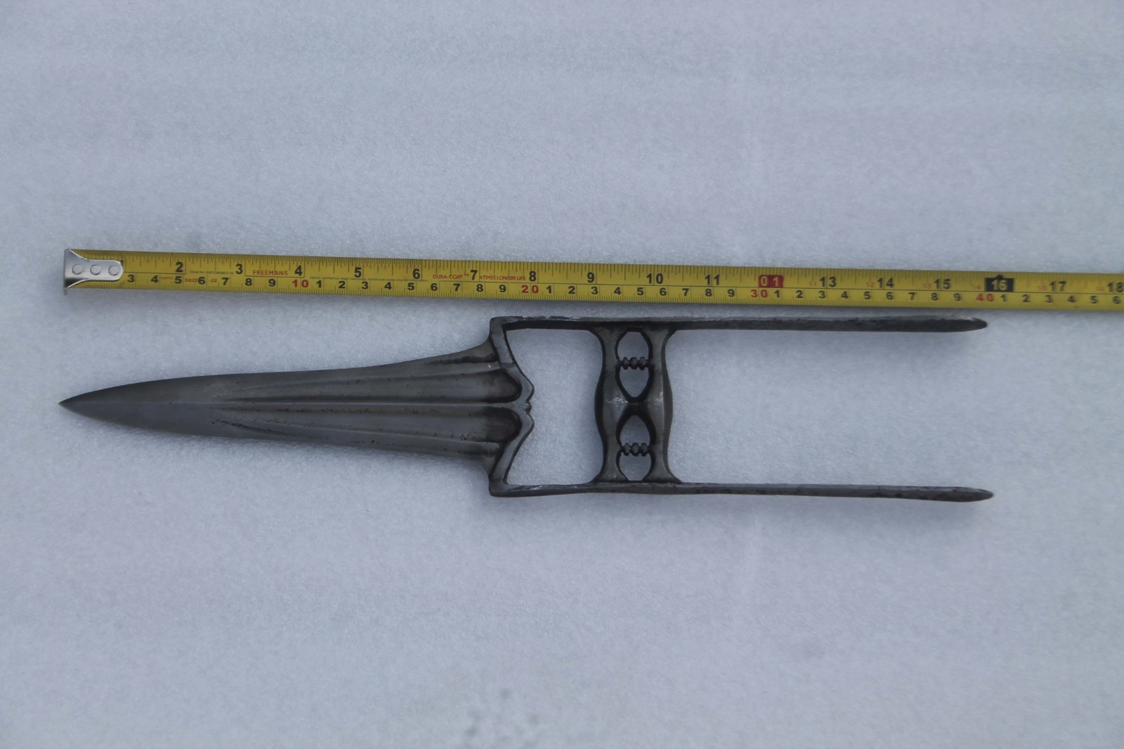 Vintage Wootz Steel Katar Tiger Knife Indo-Persian Armour Piercing water pattn.