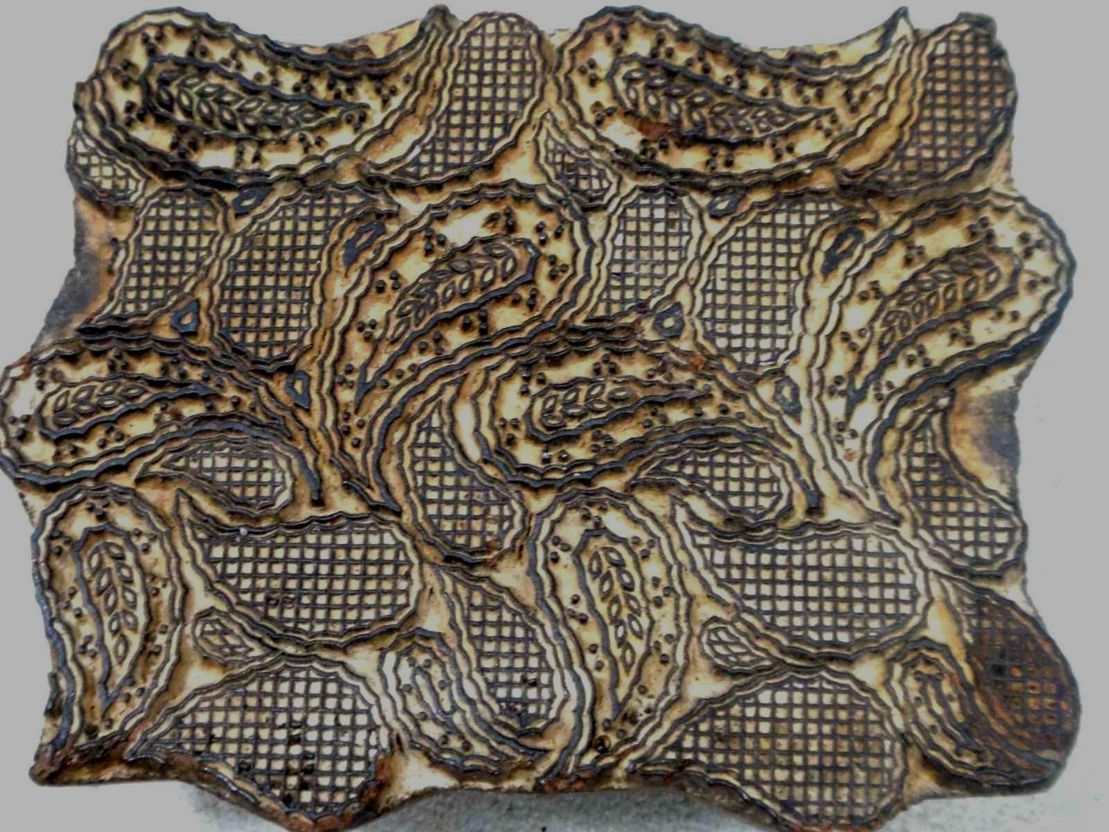 antique INTRICATE HAND CARVED PAISLEY WOOD BLOCK design wall paper art fabric