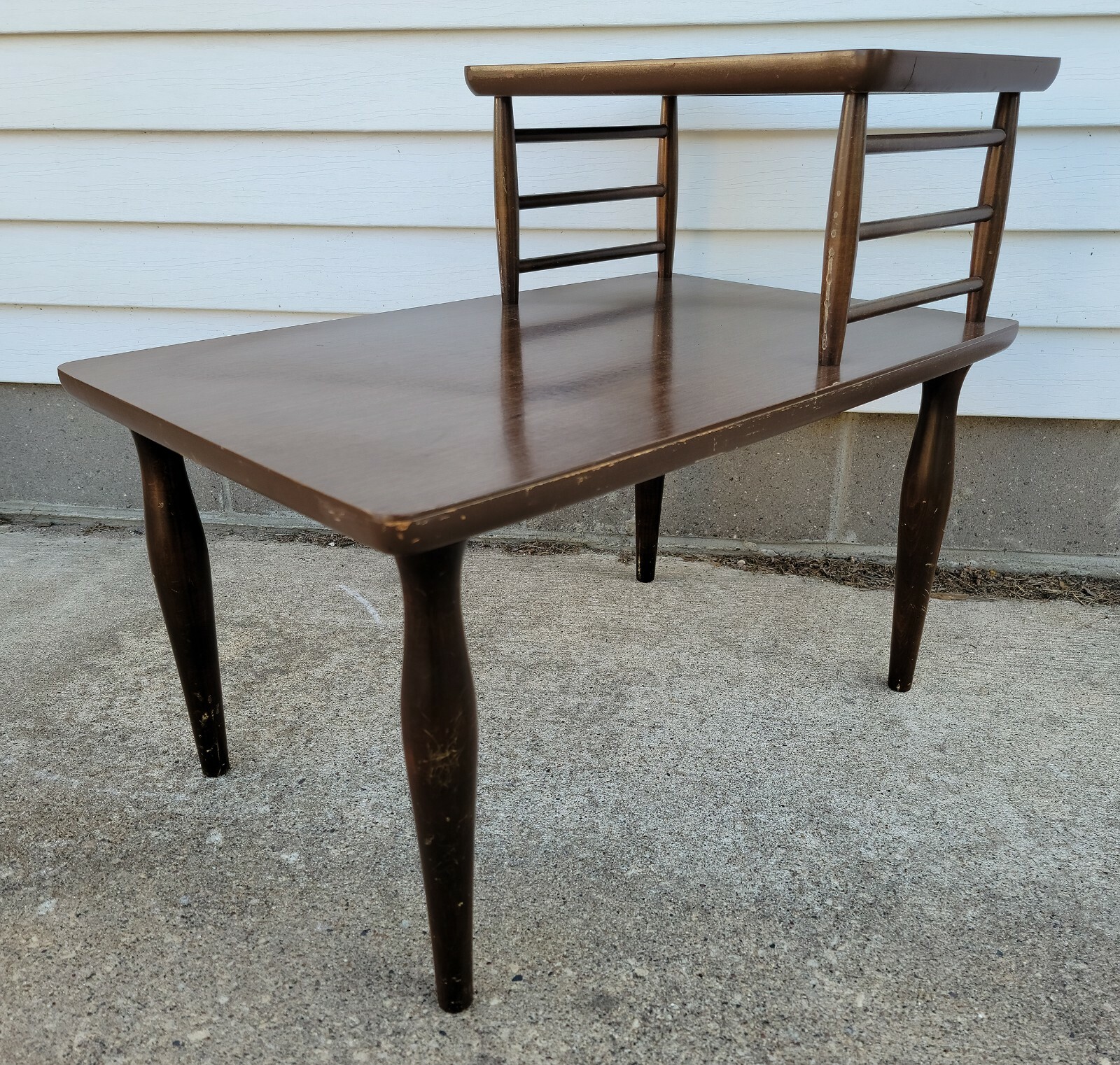 Classic Mid Century Modern Authentic Baumritter End Table USA