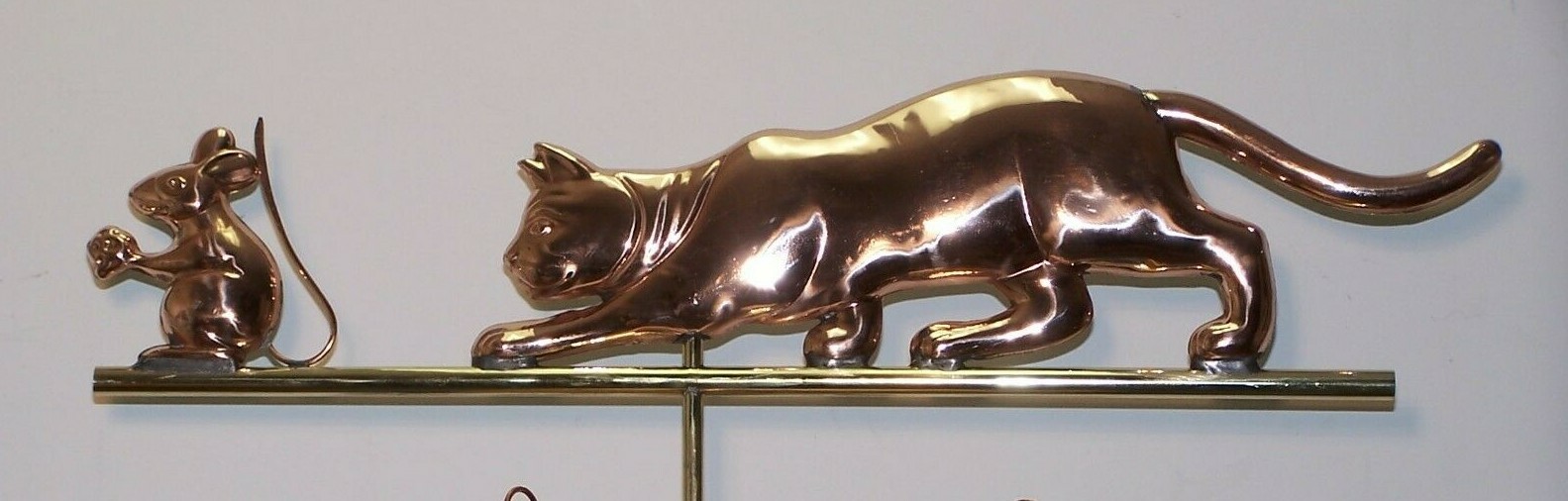 Cat & mouse copper weathervane, TOP ONLY FITS on a 3/8” top rod. 2 tiny dings