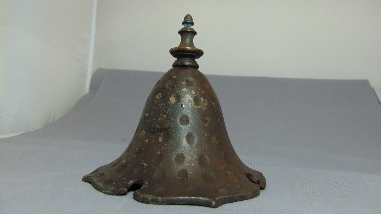 Vintage Metal Finial, Bell Shaped, Light Fixture, Acessory, Hammered Finish