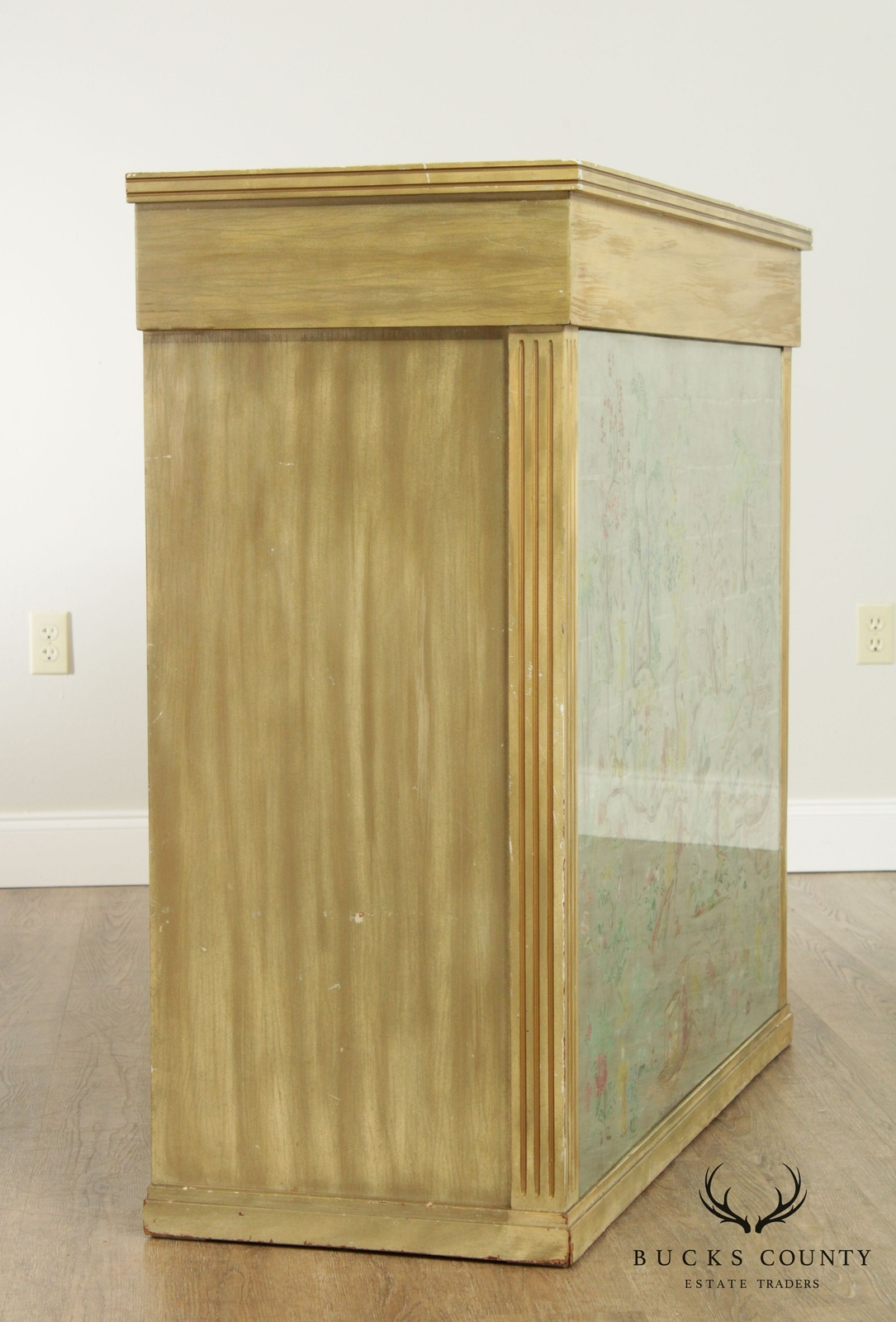 Hollywood Regency Vintage 1950’s Chinoiserie Verre Eglomise, Painted Bar