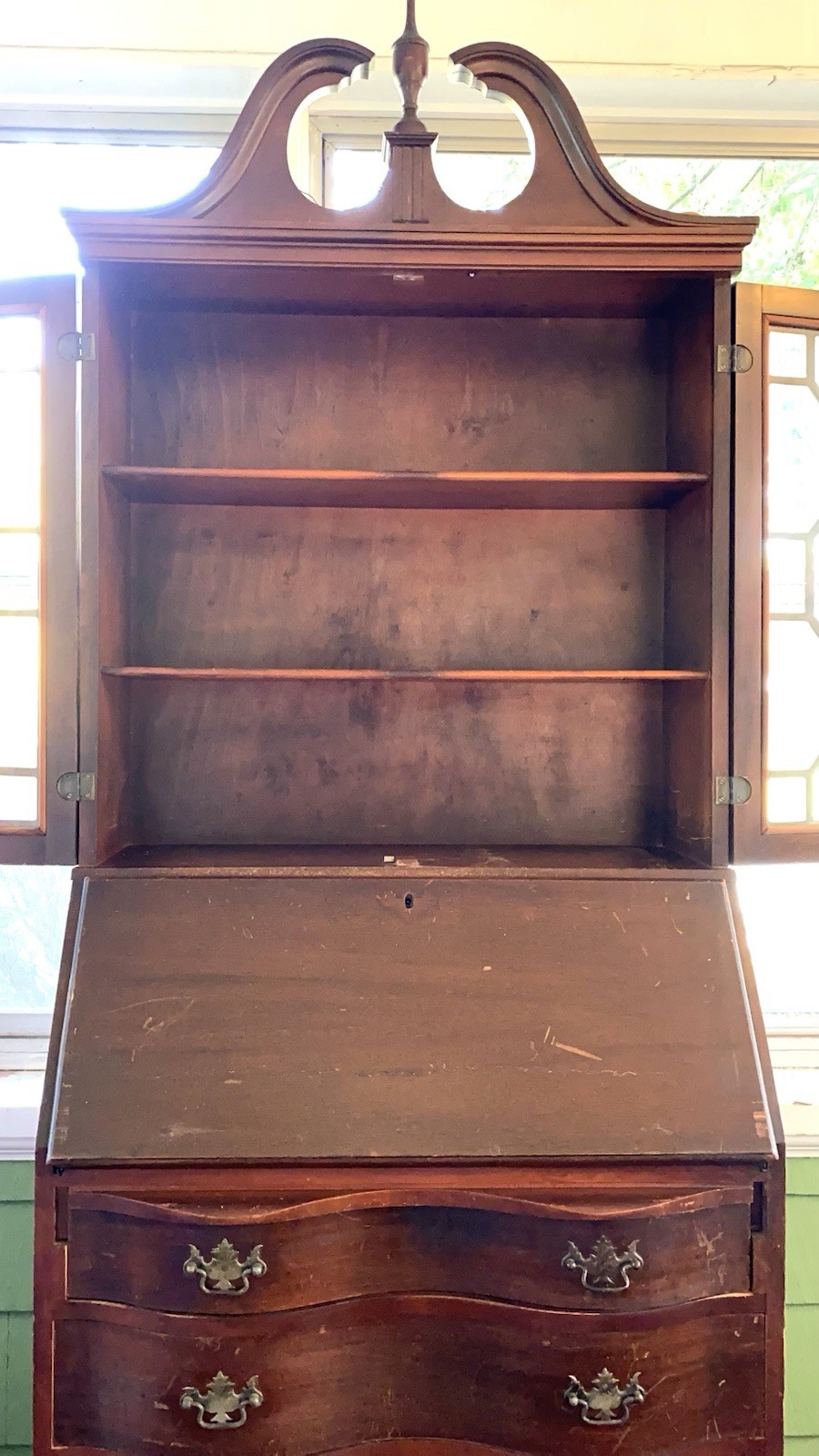 SOLID Antique Walnut Clawfoot Serpentine Secretary Desk Chippendale Bookcase