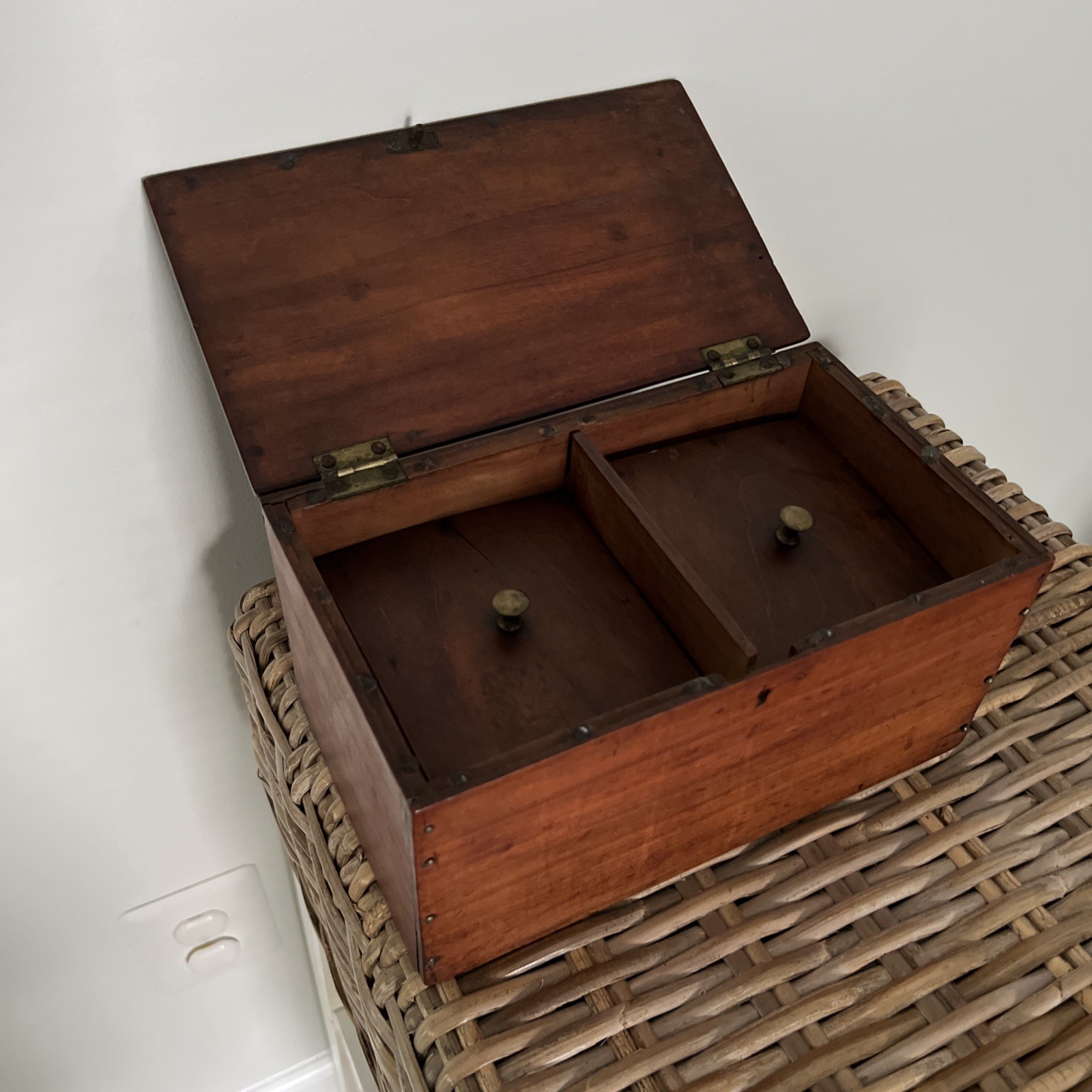 Antique Wooden Tea Caddy. 9” wide, 5-1/4” deep, 4-1/2” high