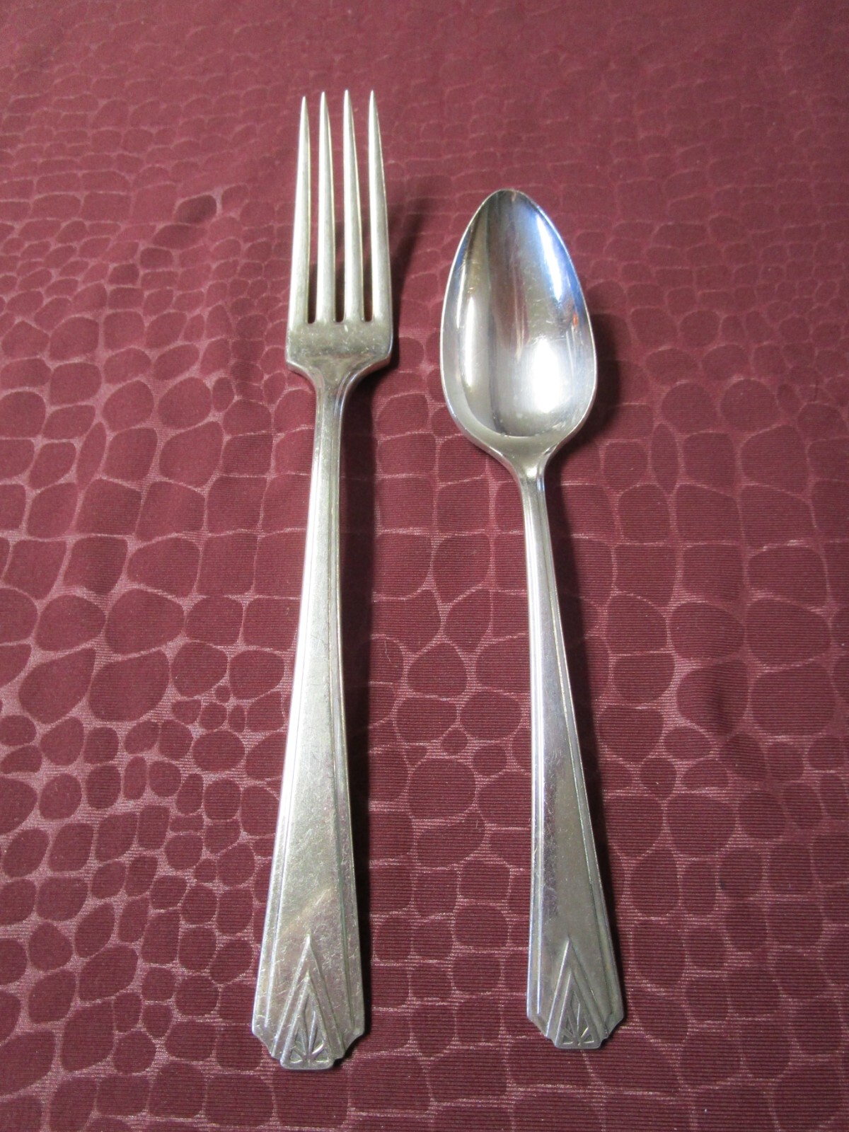 DEAUVILLE 9 Pc Lot Forks Teaspoons 1929 Art Deco Silverplate No Monograms