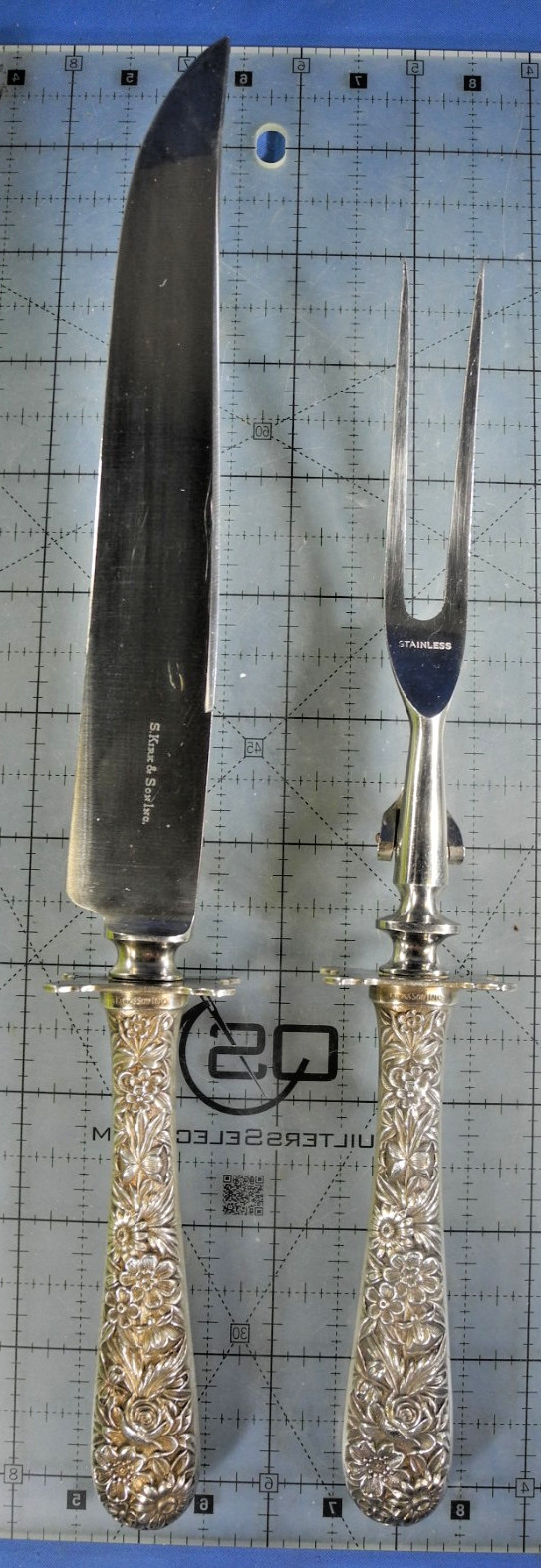 Kirk & Son Sterling Silver Repoussé Carving Set Knife 11 3/8″ Fork 9 1/4″