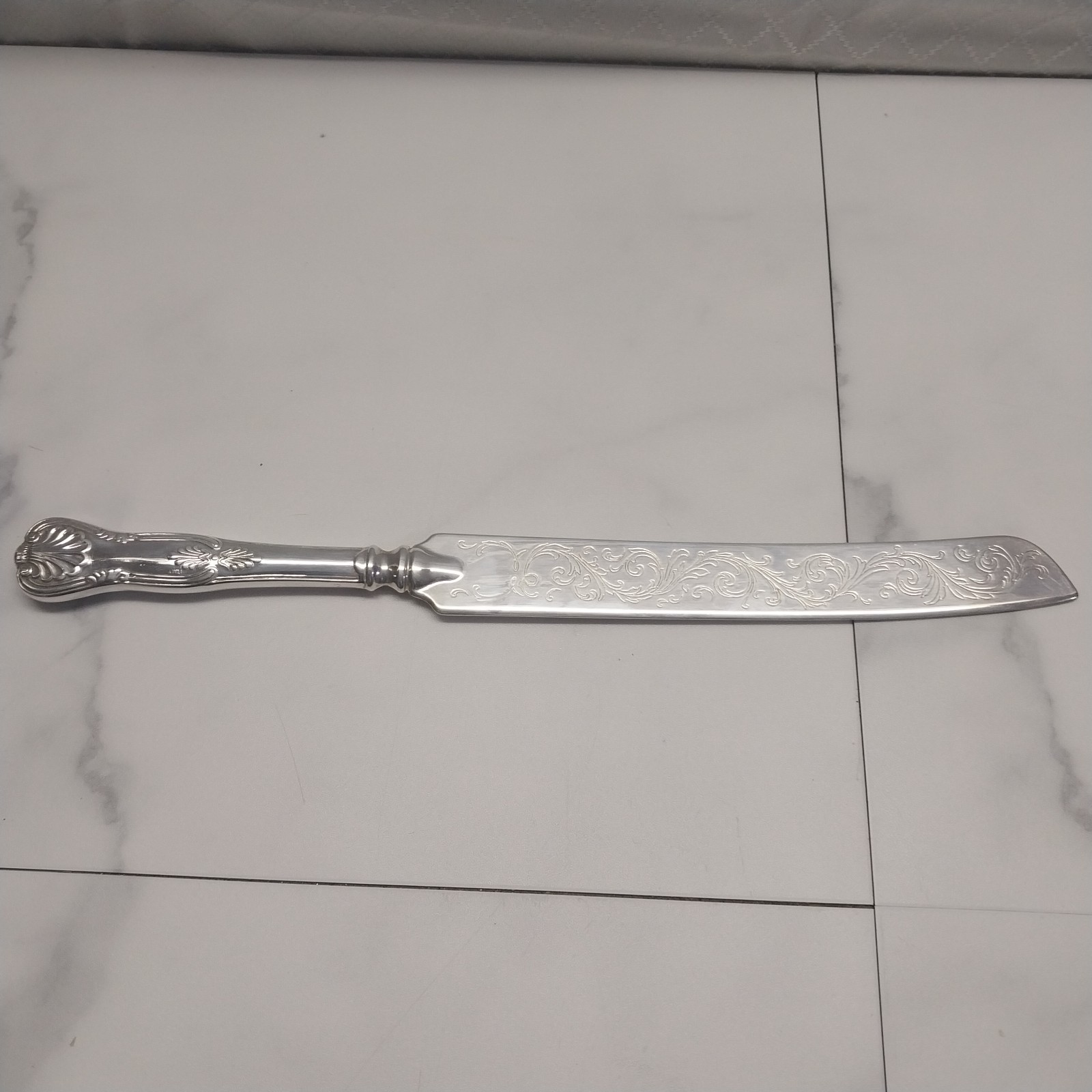 The Sheffield Silverplate ornate serving Wedding Cake Knife Vintage