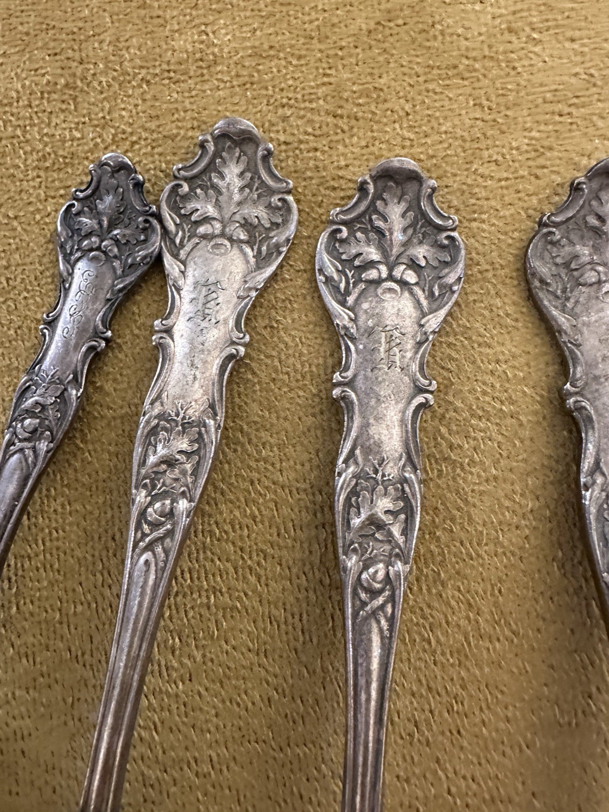 CHARTER OAK 3 Table Serving Spoons+knife 1906 Rogers Silverplate W/Monograms