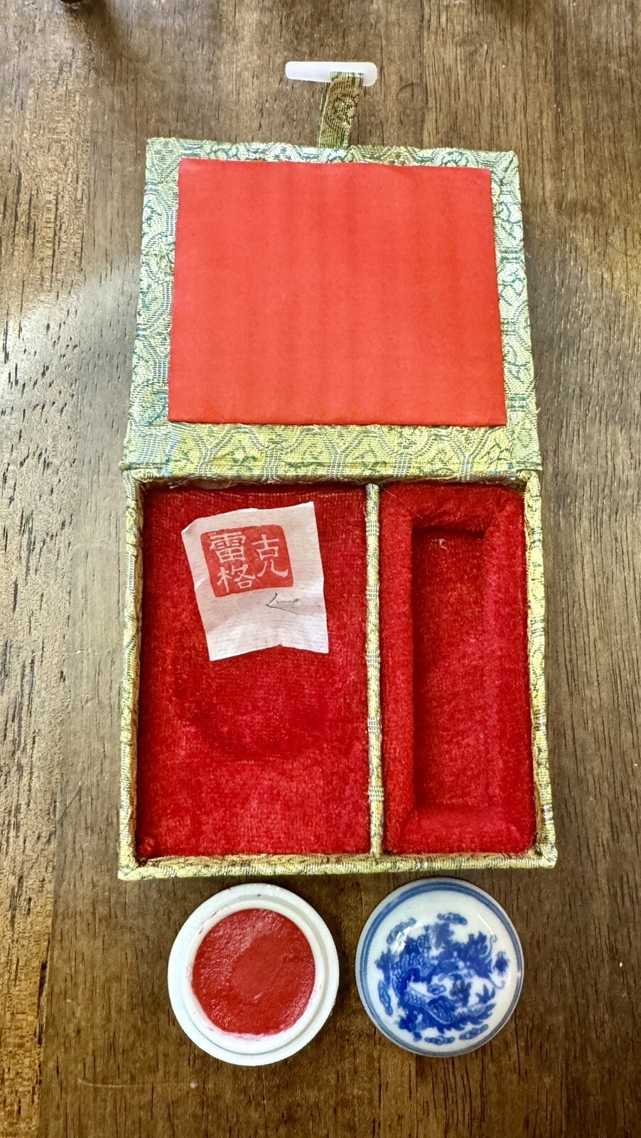 Vintage Dragon Chinese Blue White Red Ink Pot Set Case Decor Box