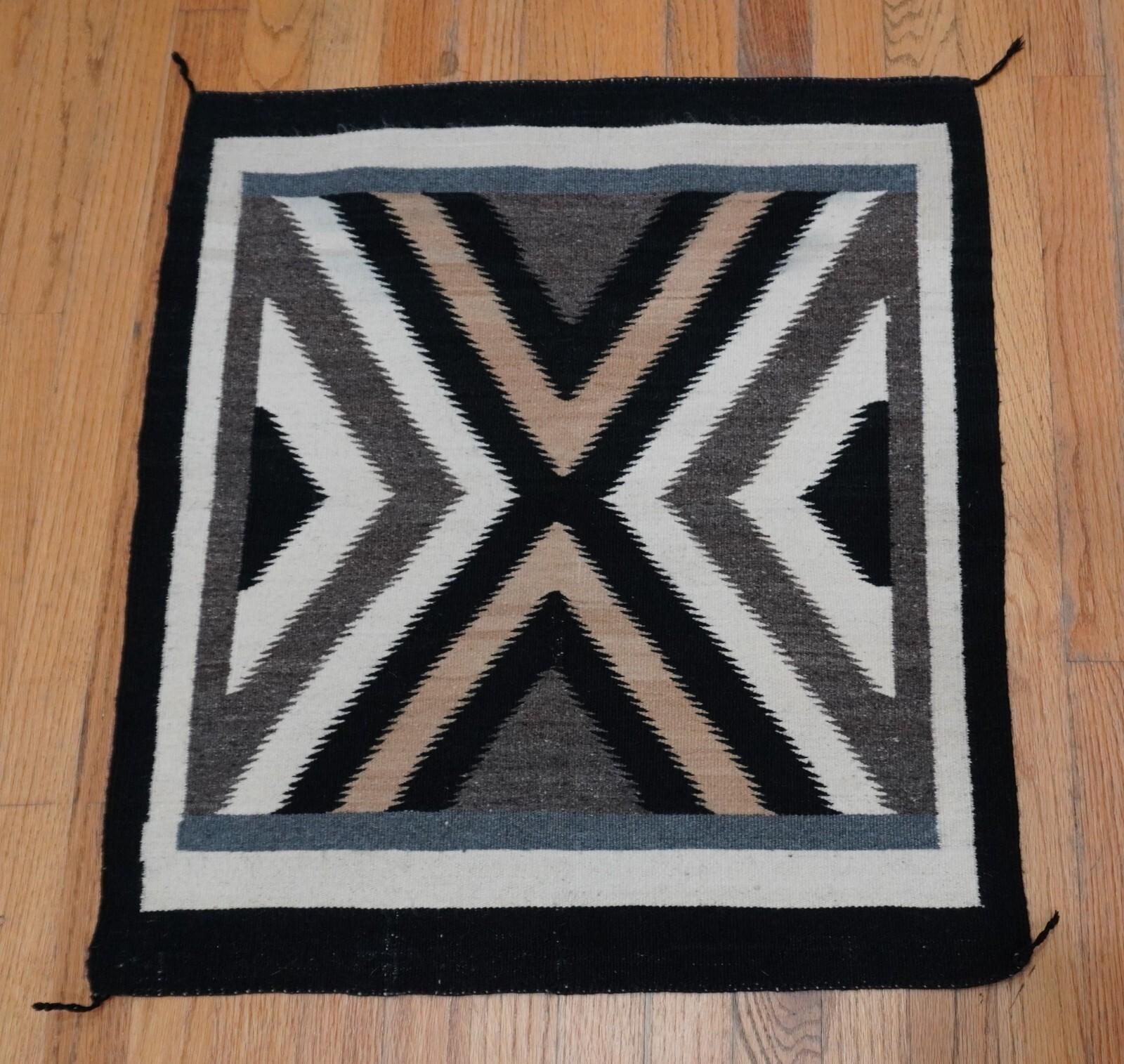 Antique American Navajo X Design Handmade South West Wool Rug 2’1″ x 2’3″