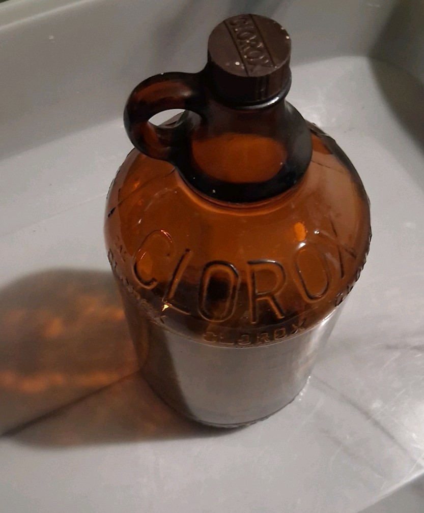 Antique Chlorox Amber Glass Jug, 1/2 Gallon w/Twist Off Cap