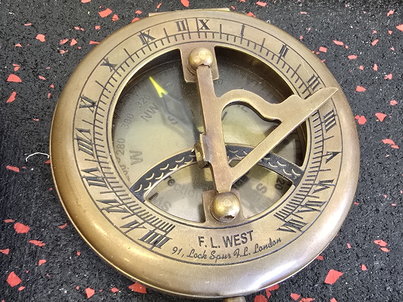 Antique Brass Pocket Compass Sundial Vintage Nautical Gift With Leather Case