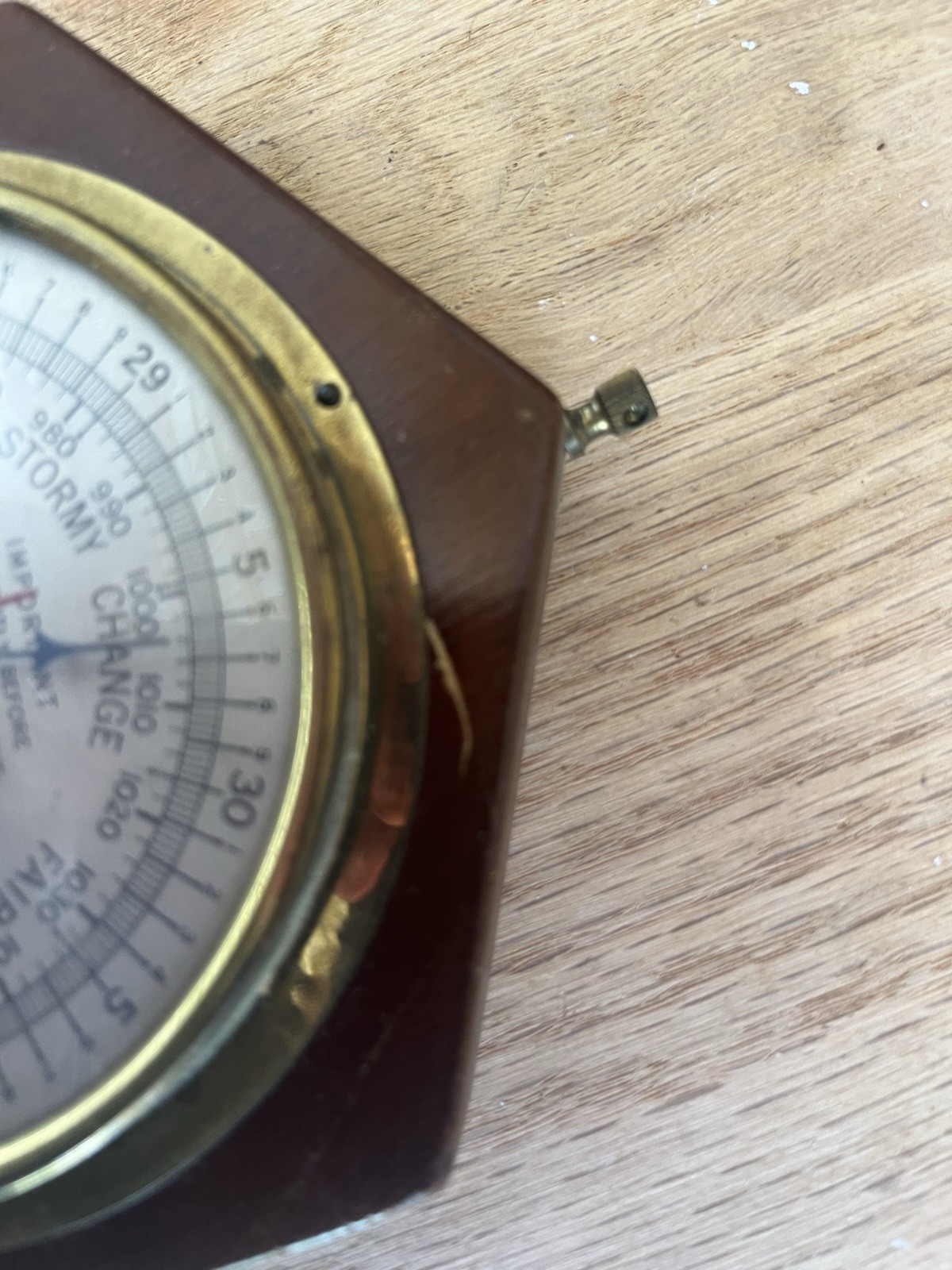 Swift & Anderson Barroneyer Barometer