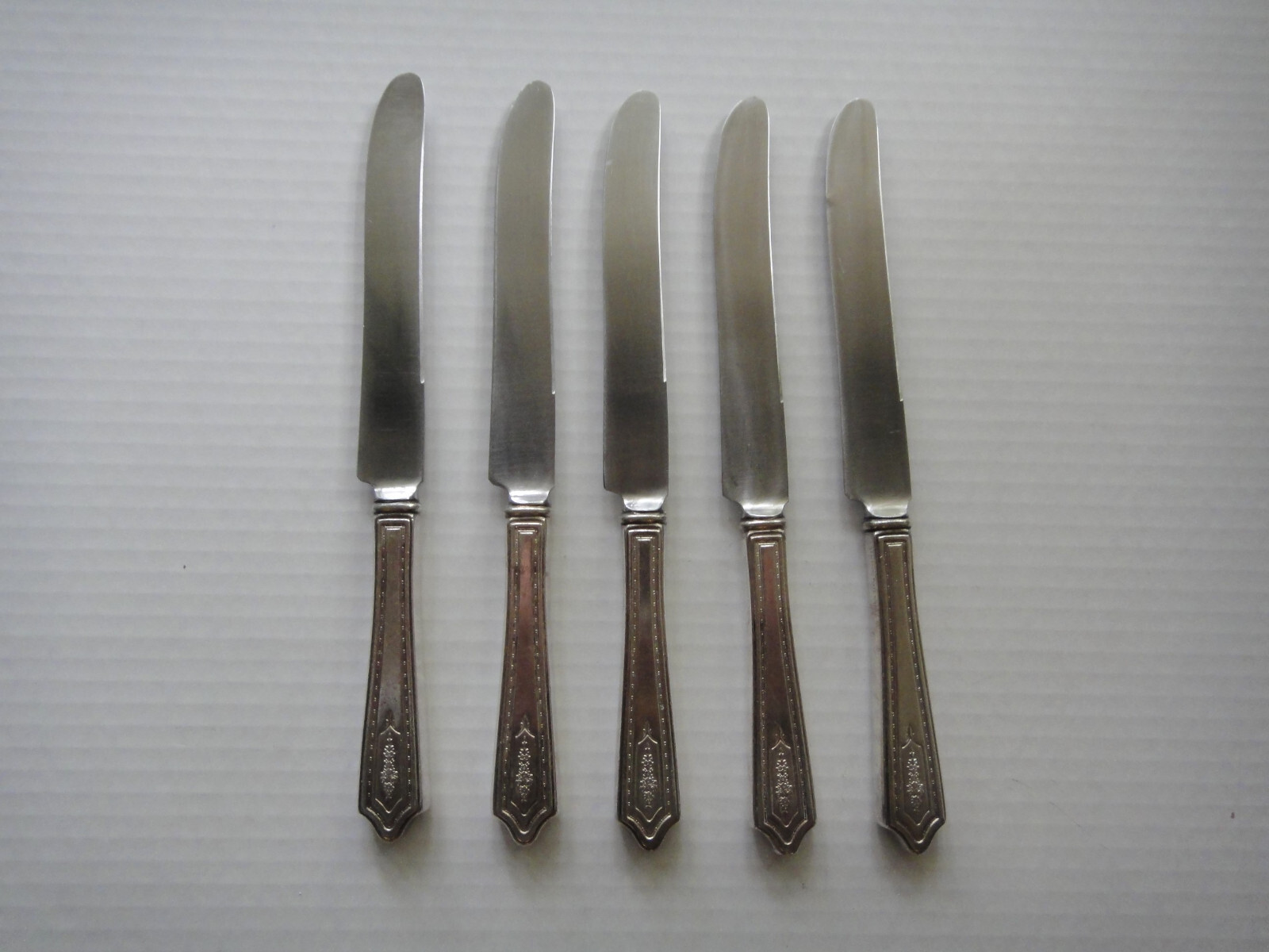 Vintage Insico Stratford CARMEN Silverplate Knives set of 5 International Silver