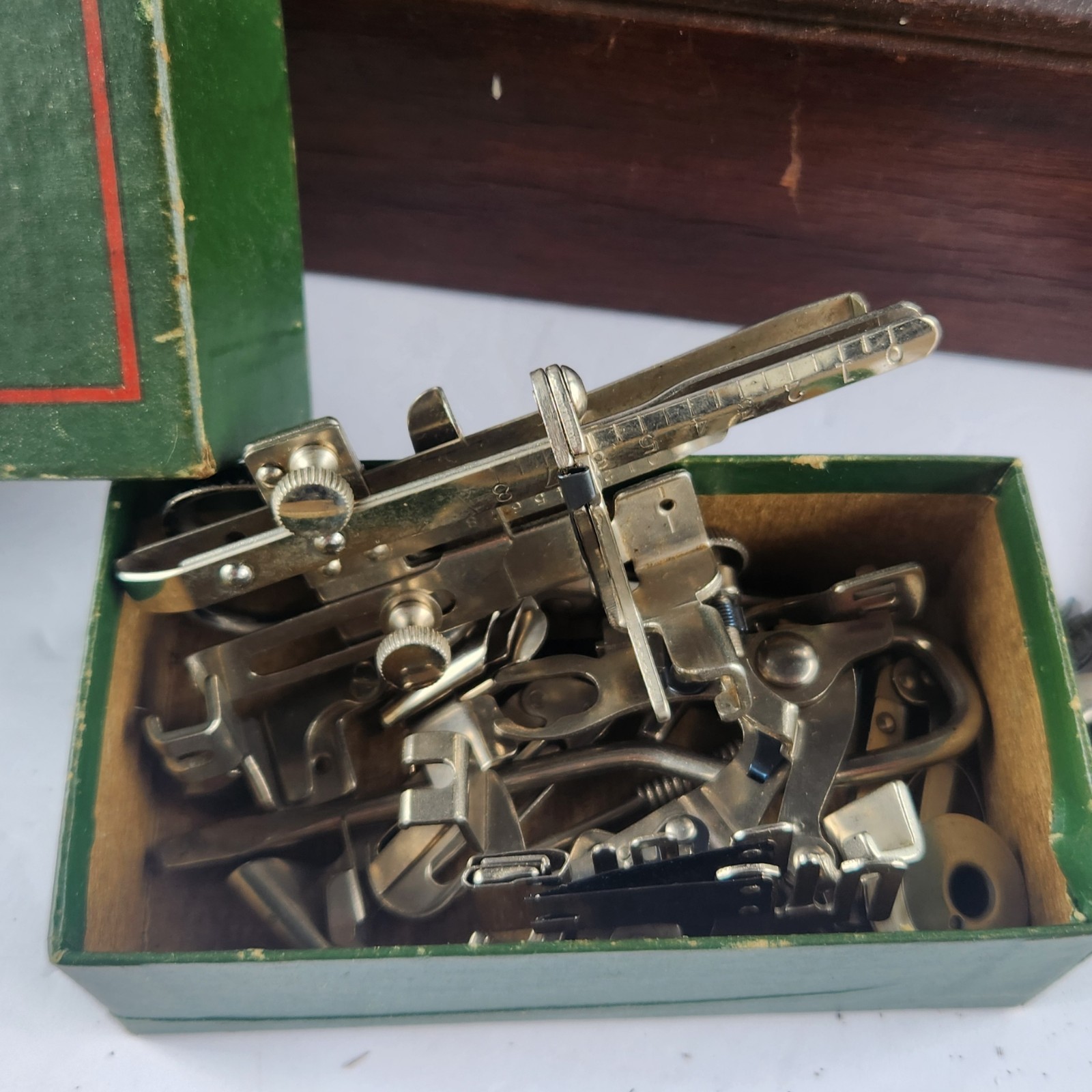 Antique Singer Sewing Machine with Accessories and Bentwood Case Cover 1924