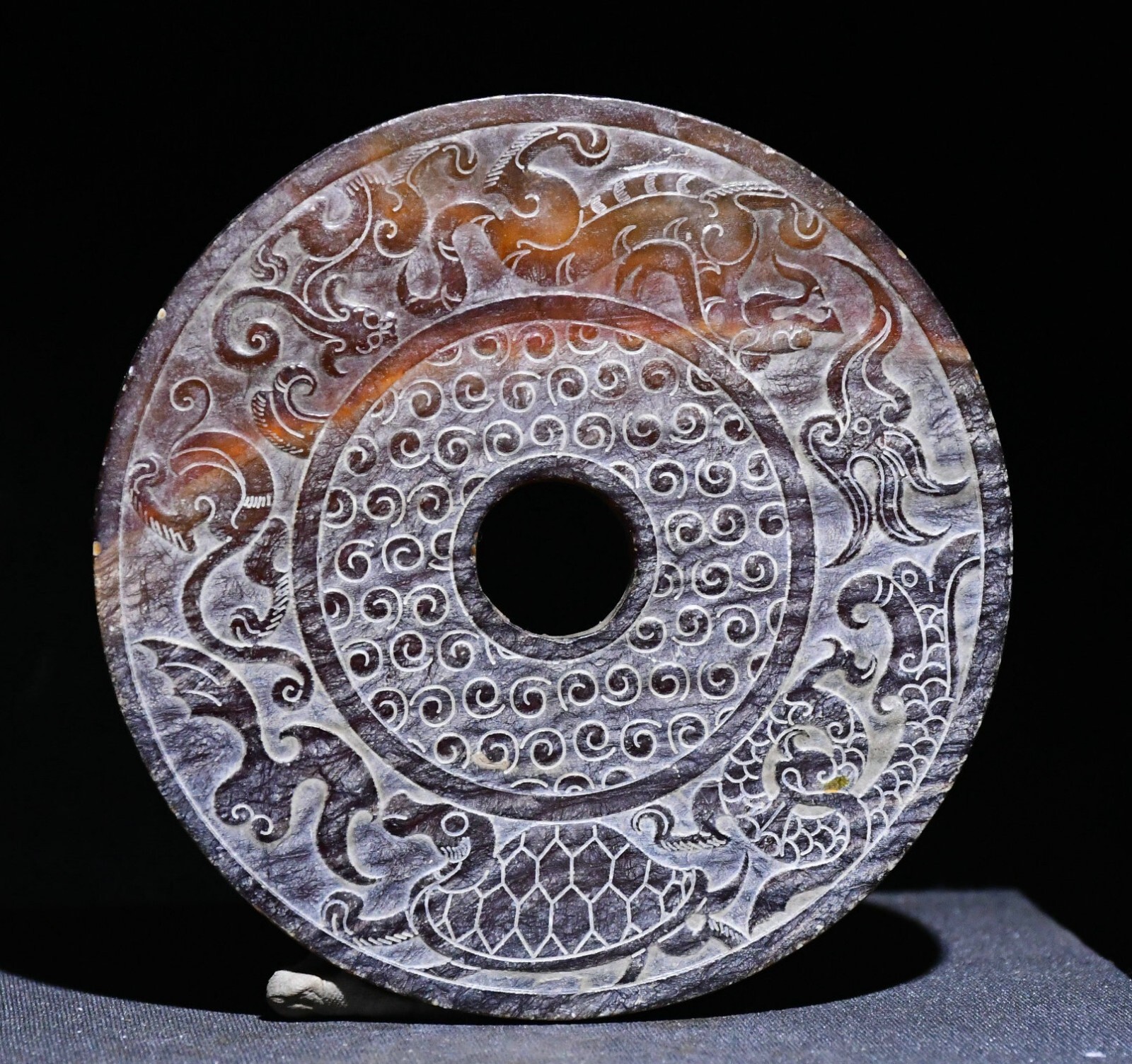 9CM Old Han Dynasty Natural Hetian Jade Carved Beast Animal Pattern Yubi Jade-bi