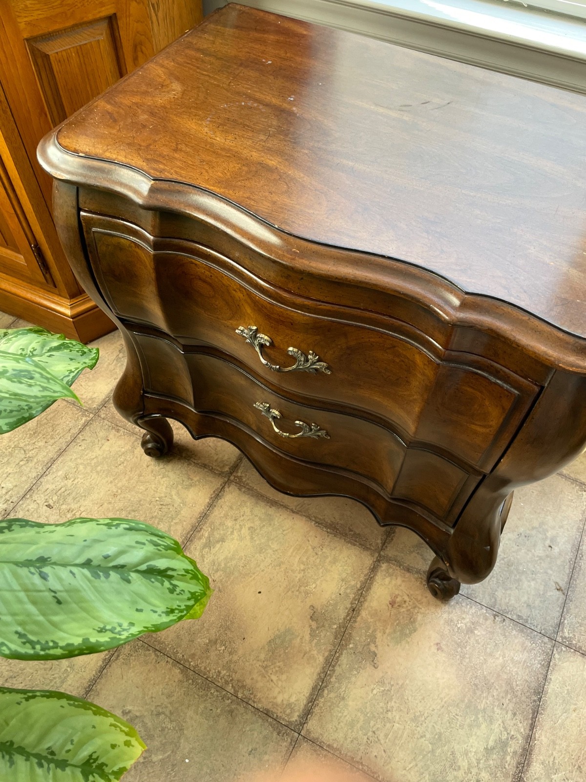French Provincial Bombe Nightstands – Burl Walnut, Original Finish