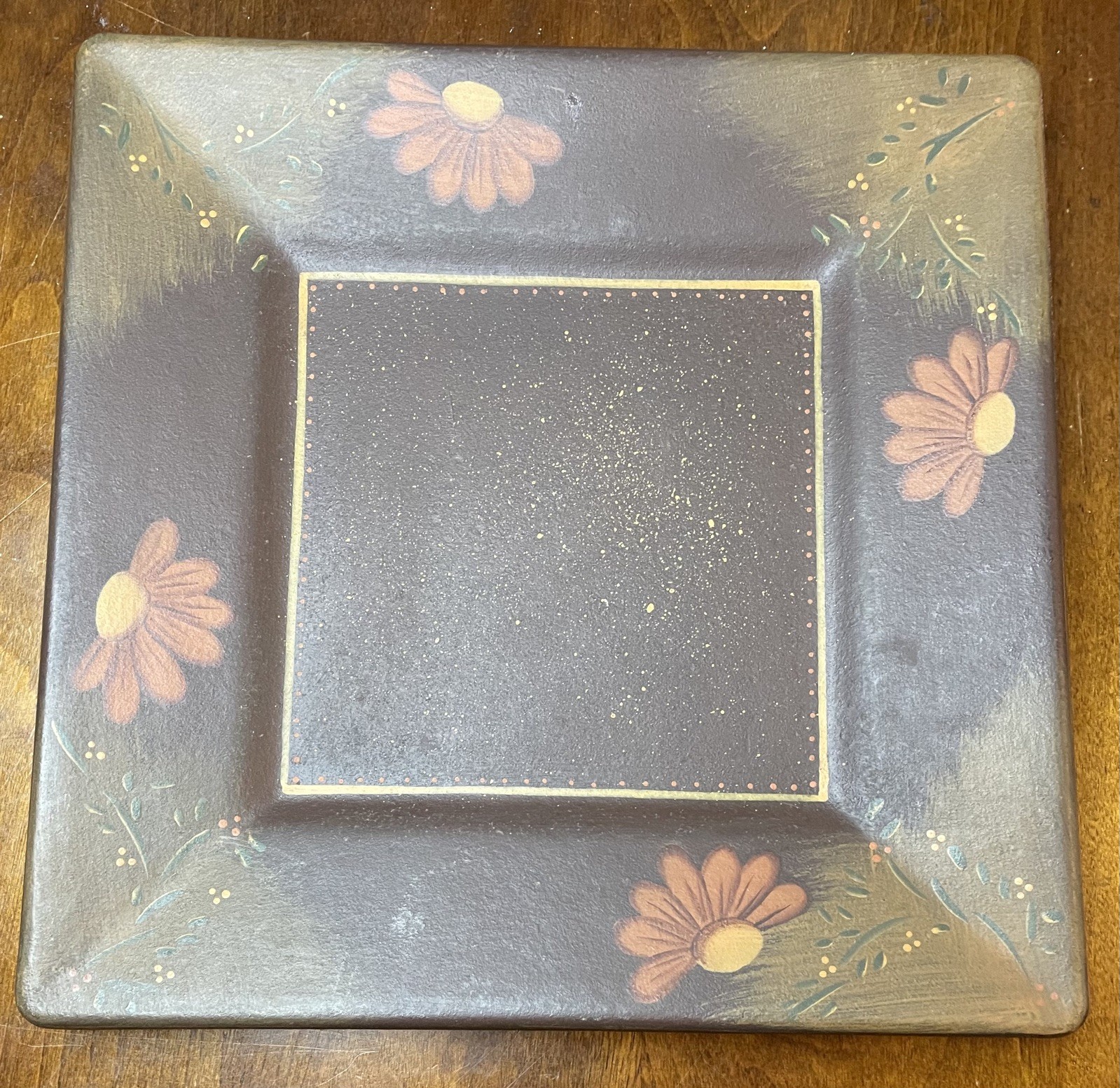 Heritage Collection Primitive Country Farmhouse Flowers Plate Brown Wood 10”