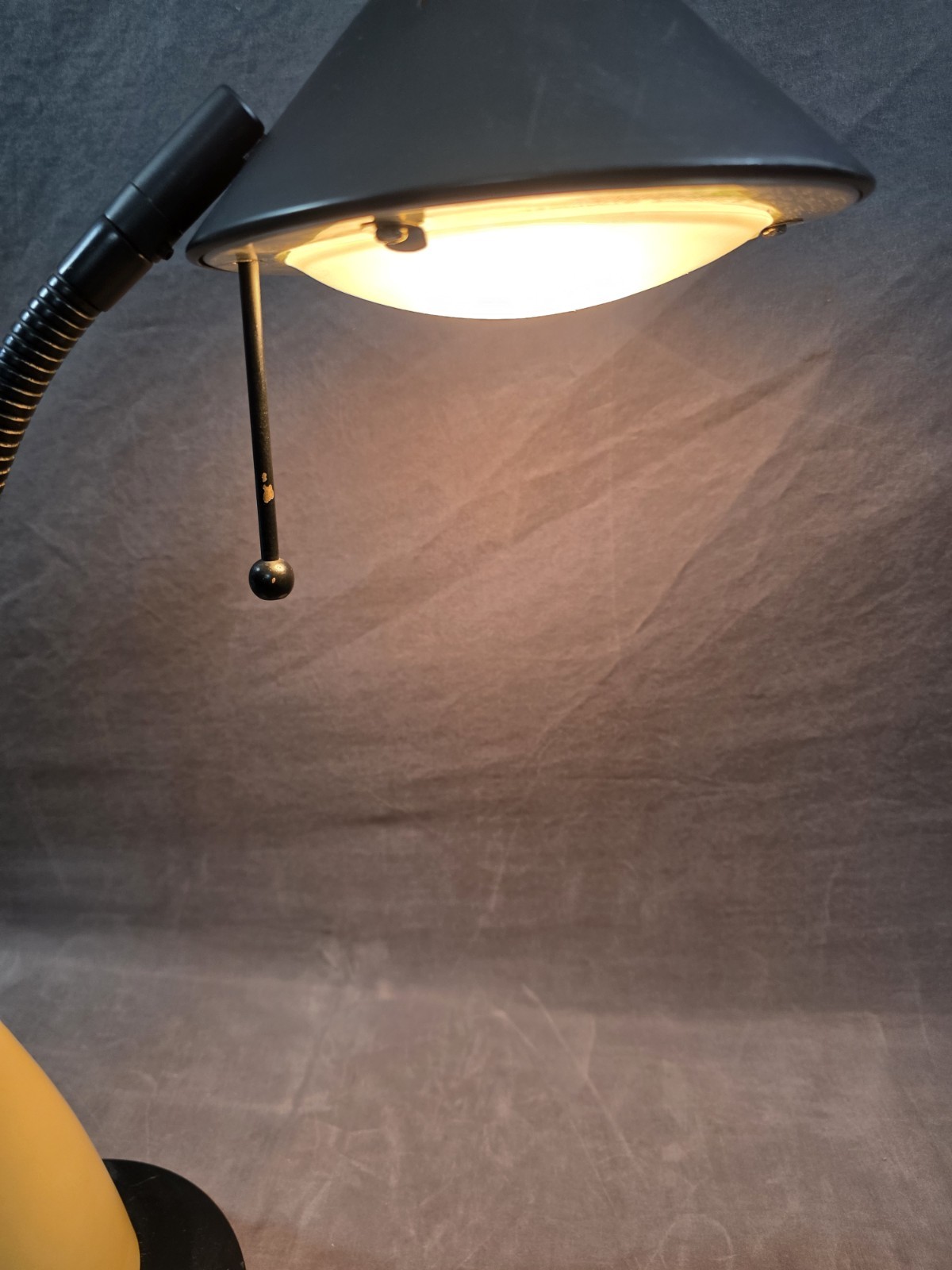 Post Modern Memphis UFO Halogen Reading Desk Lamp – WORKS!