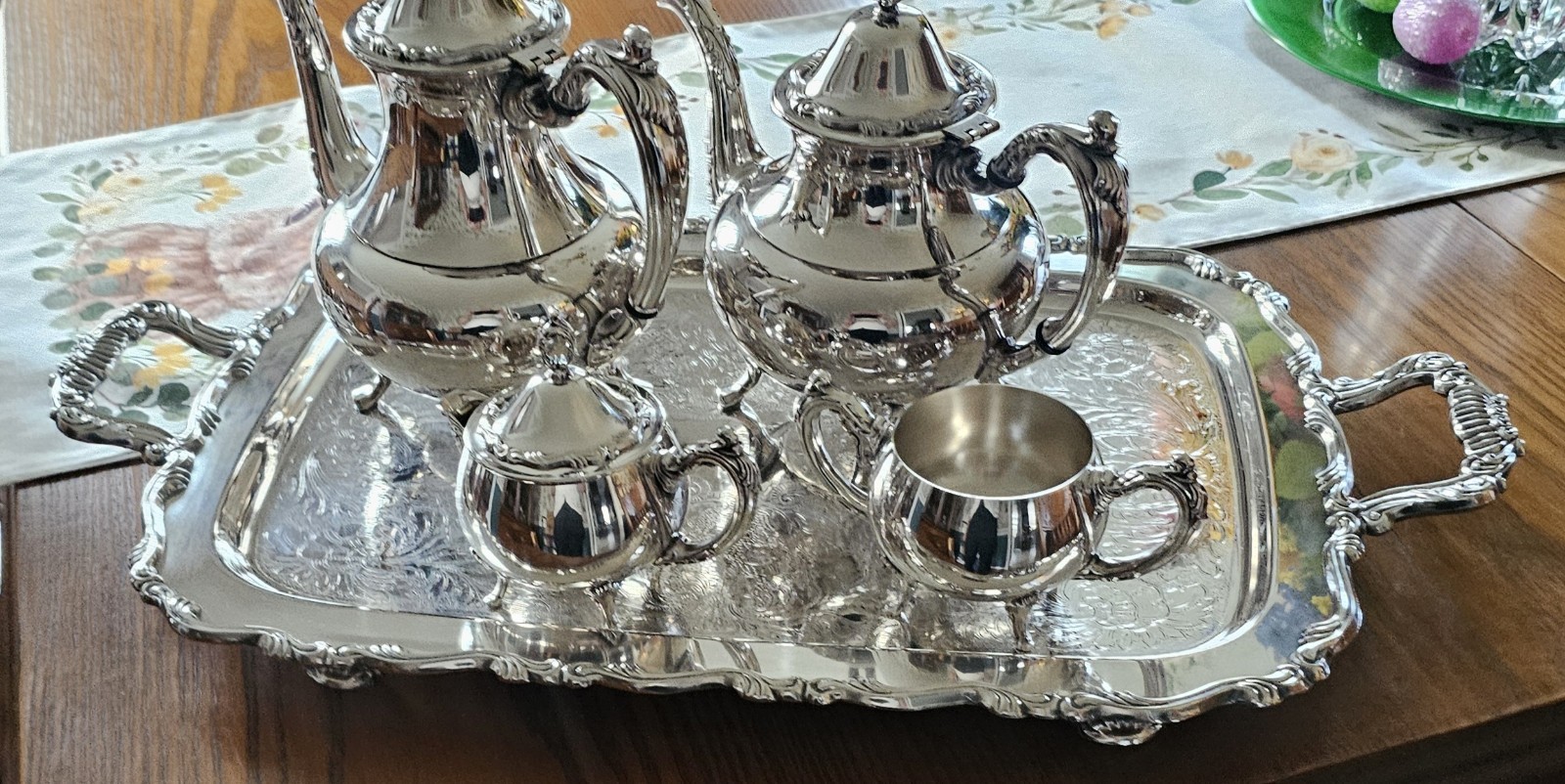 VINTAGE ONEIDA USA SILVER PLATED ORNATE GEORGIAN SCROLL TEA SET/TRAY