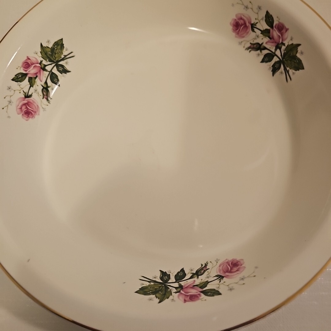 Vintage Superior Hall Quality Dinnerware Pie Serving Plate Roses (Gold Trim) 9.5