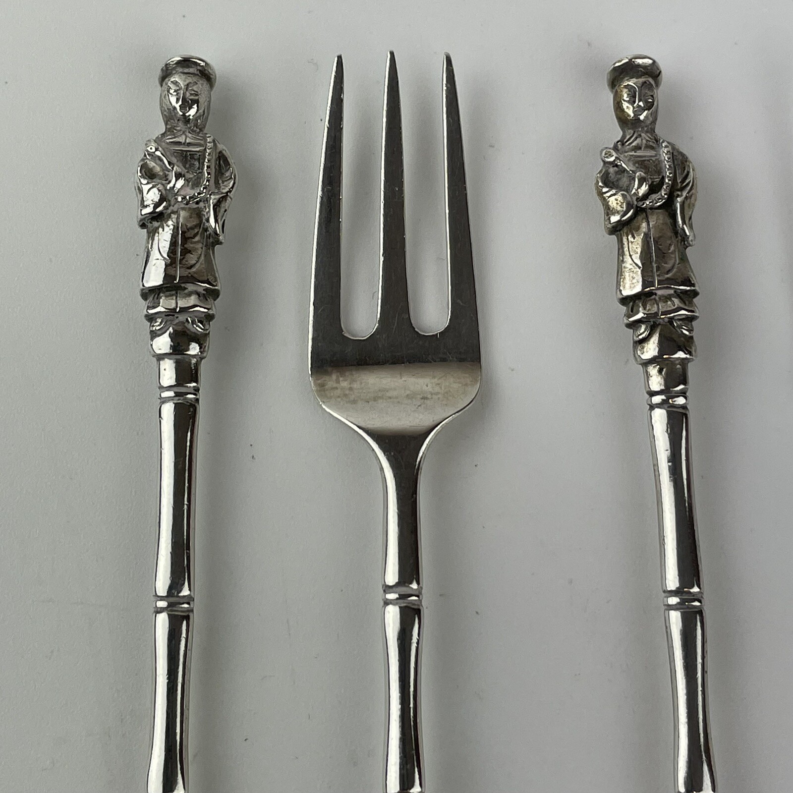 Antique Chinese Export Solid Silver 13.2cm Forks Bamboo & Figures Luen Hing