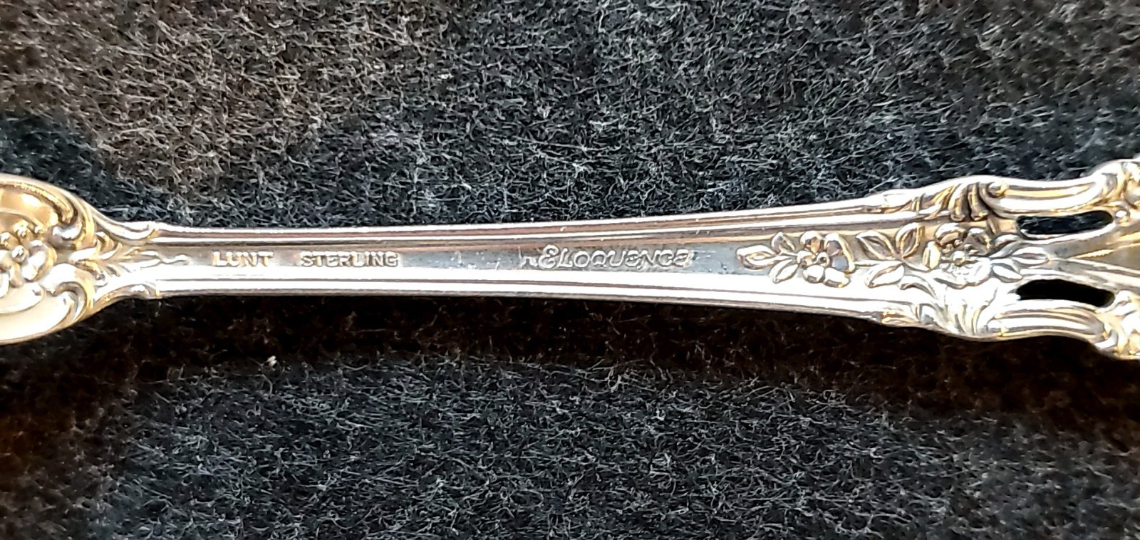 Lunt Eloquence Fork 7-3/8″ Sterling Silver Vintage Silverware Flatware