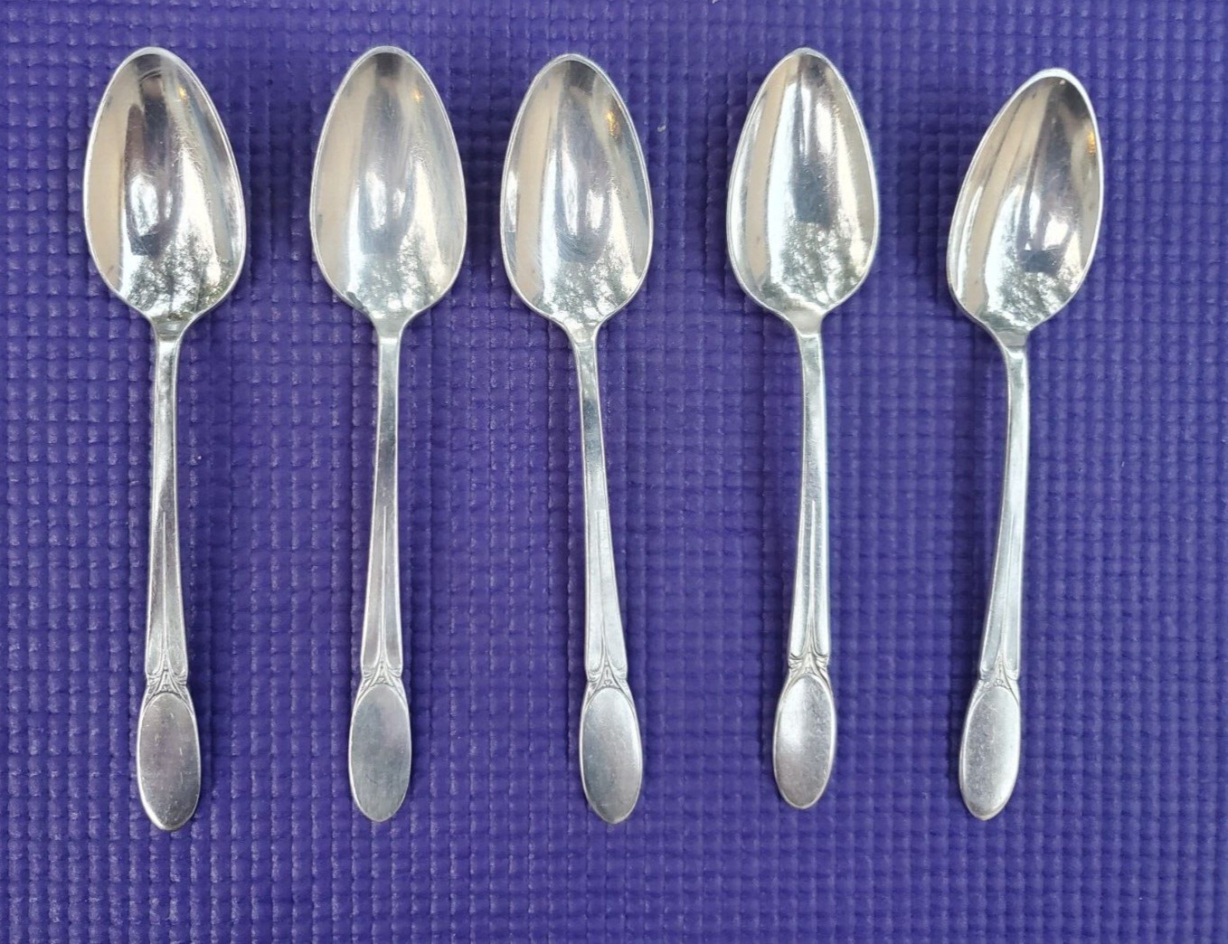 5-International Silver SYLVIA Silverplate TEASPOONS 6 1/8″