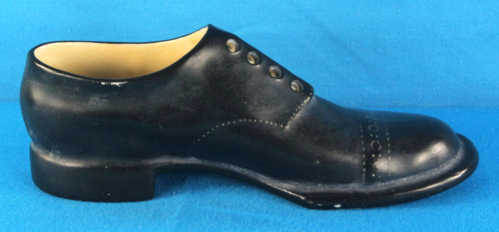 Royal Bayreuth Right Left Man’s Black Oxford Shoe
