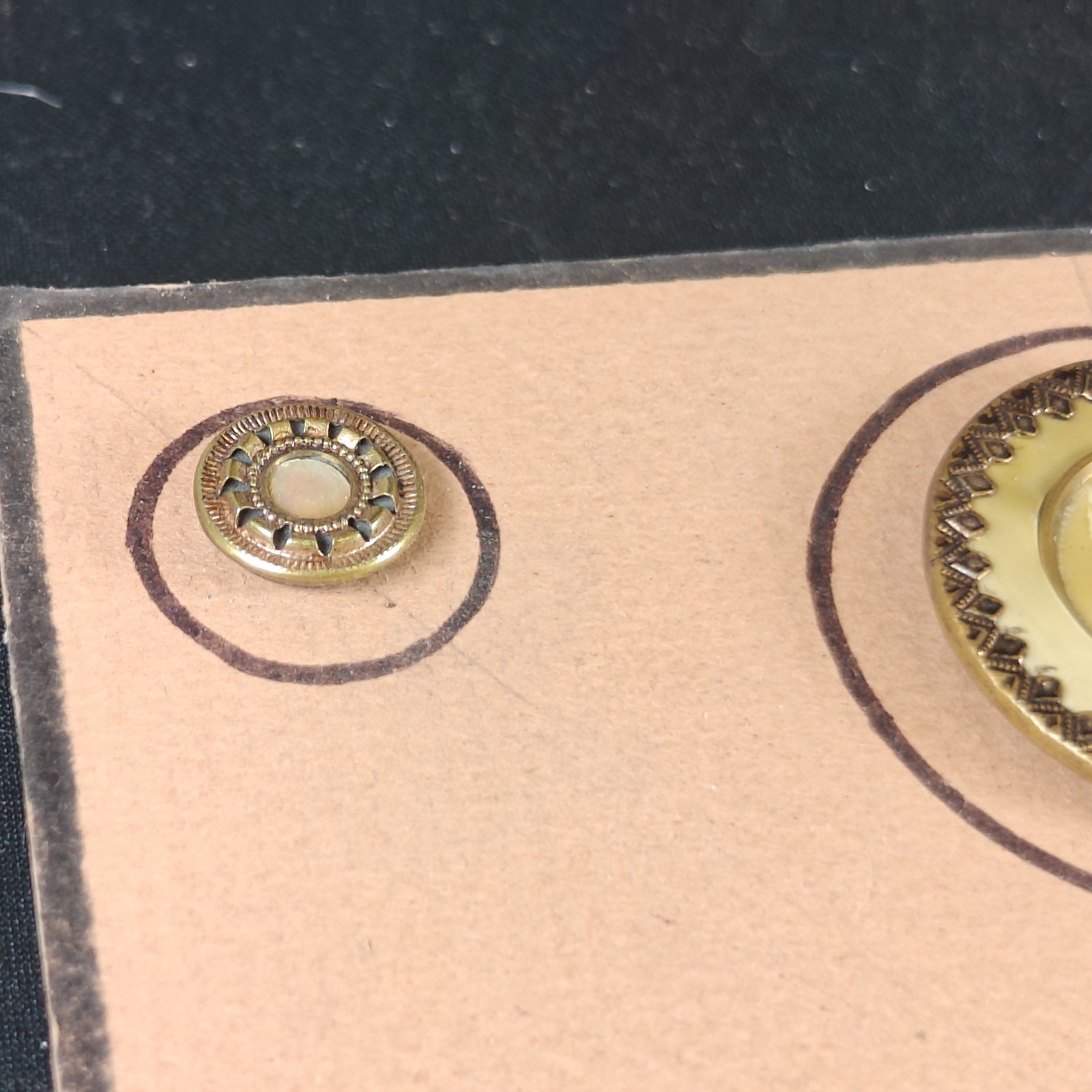 Collection Lot Antique And Vintage Buttons Victorian Picture