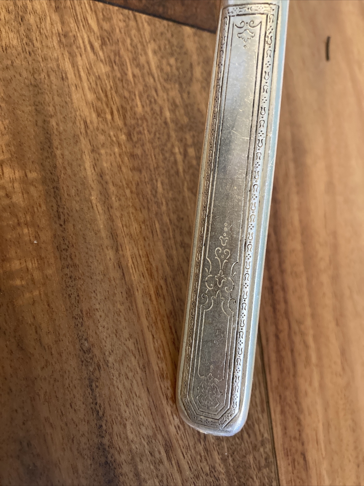VNTG Wm.Rogers MFG.Co. KNIFE Pattern:Silver Anniversary Circa:1927s.